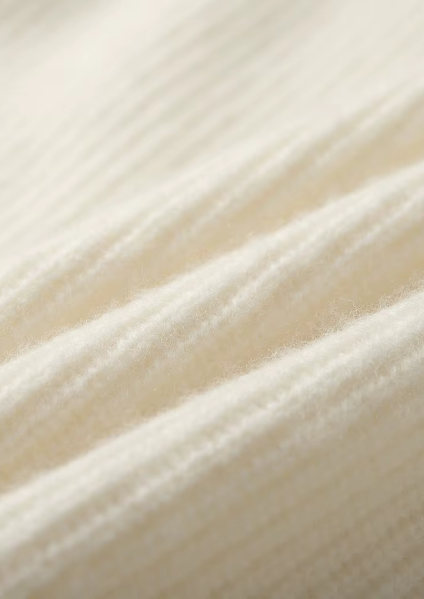 Veroux Mode | Men’s Premium Cashmere Ribbed V-Neck Sweater