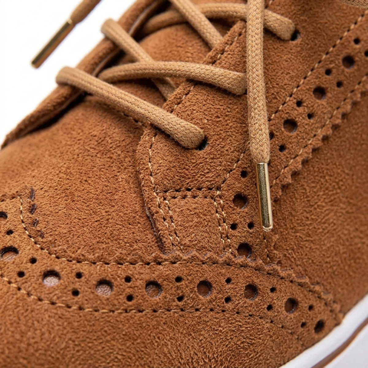 Women's lace-up sneakers — platform sole with wingtip detail — daily walking
