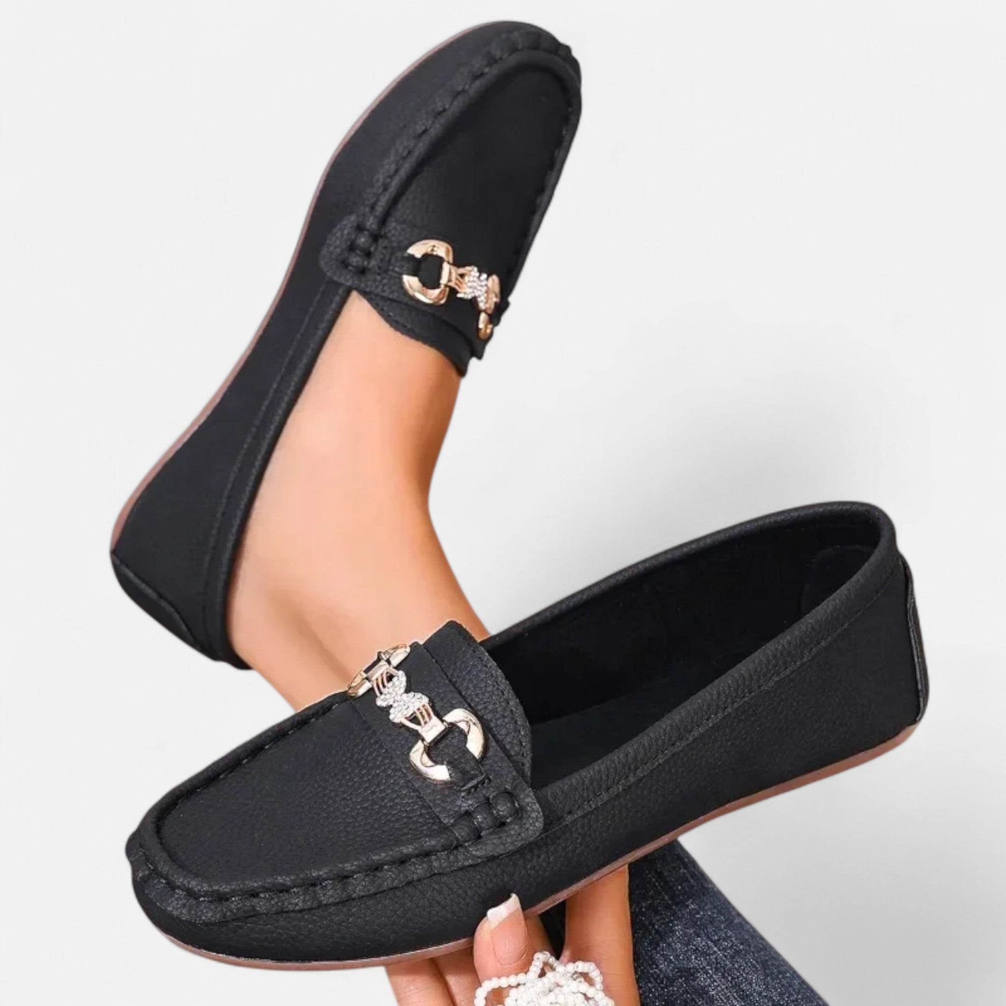 Veroux Mode | Women’s Heritage Round-Toe Loafers