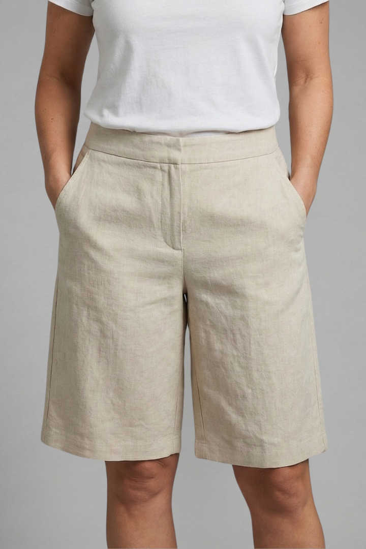 Women's shorts - straight leg knee-length linen bermuda shorts with elastic waist
