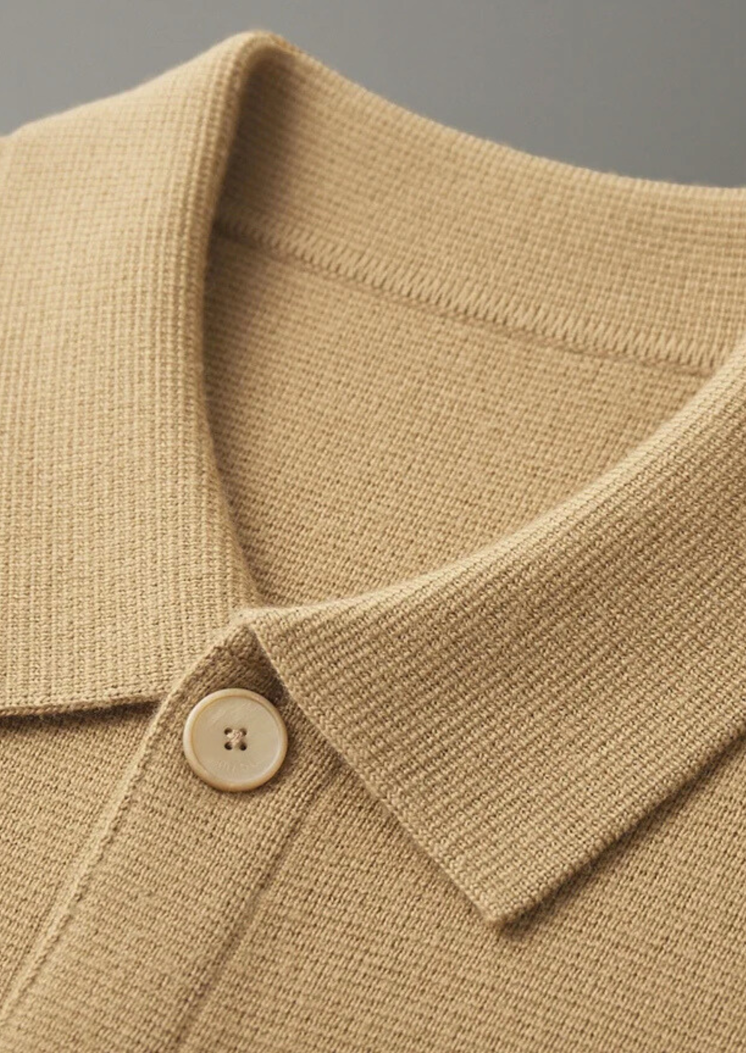 Veroux Mode | Men’s Pure Extra-Fine Merino Wool Button Overshirt