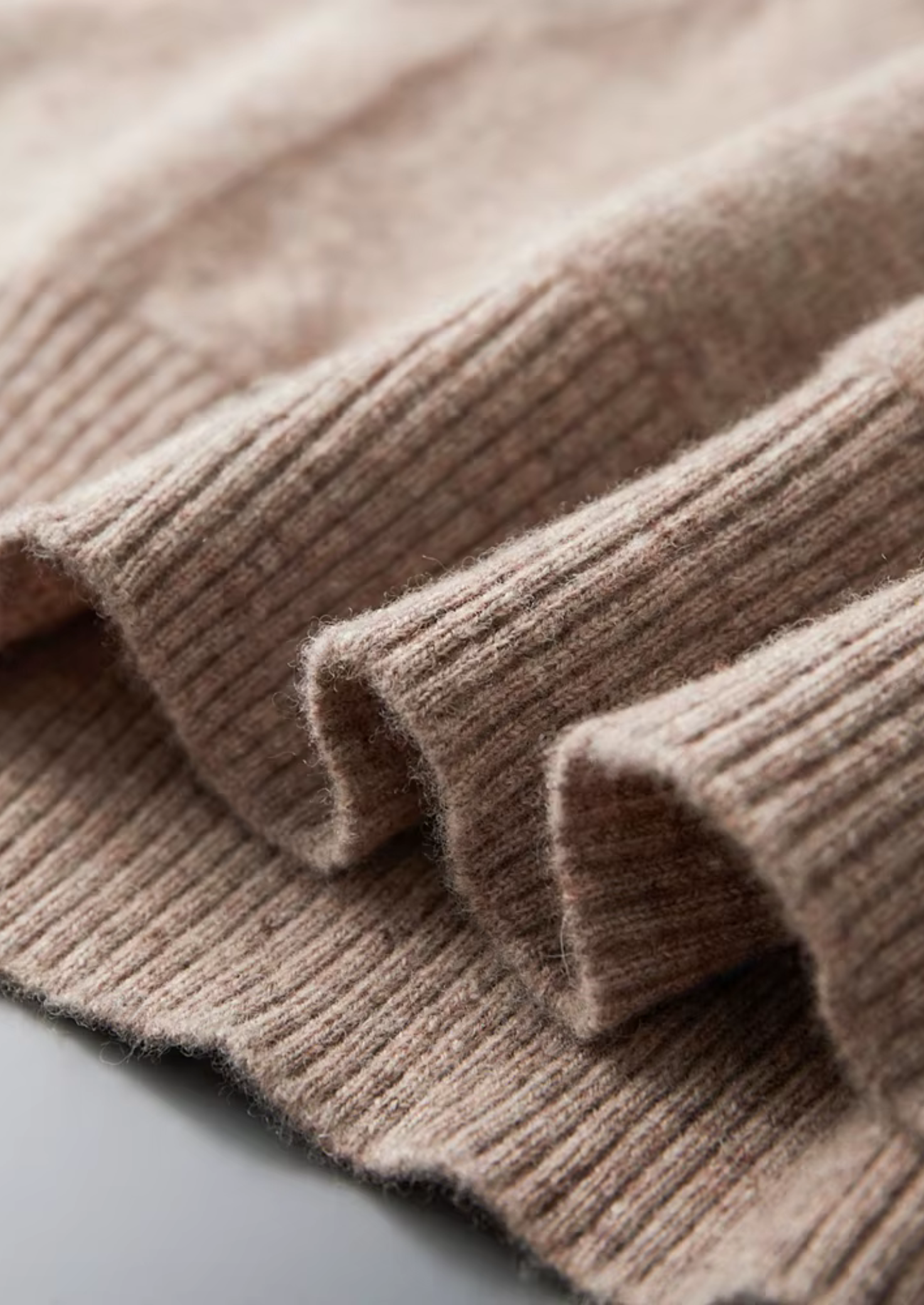 Veroux Mode | Men’s Pure Extra-Fine Merino Wool Leisure Hoodie