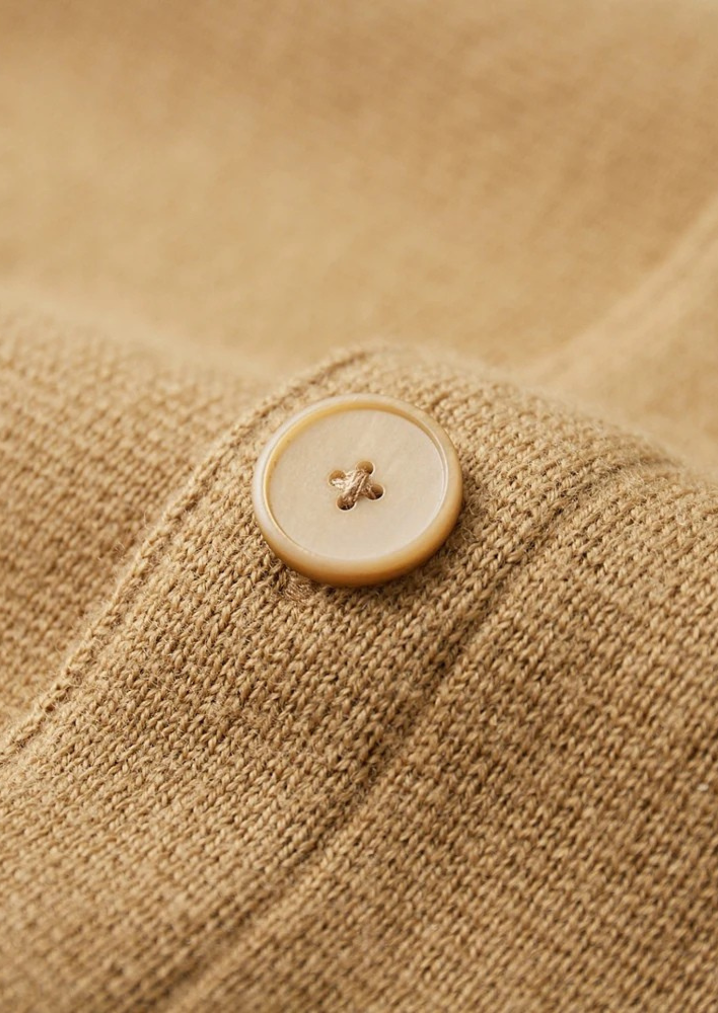Veroux Mode | Men’s Pure Extra-Fine Merino Wool Button Overshirt