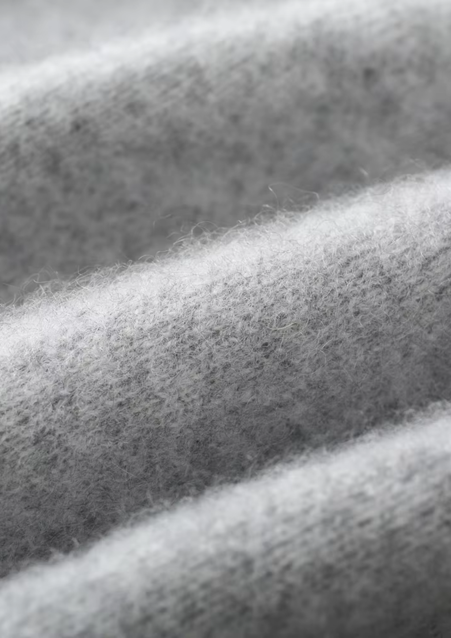 Veroux Mode | Men’s Pure Extra-Fine Merino Wool V-Neck Cardigan