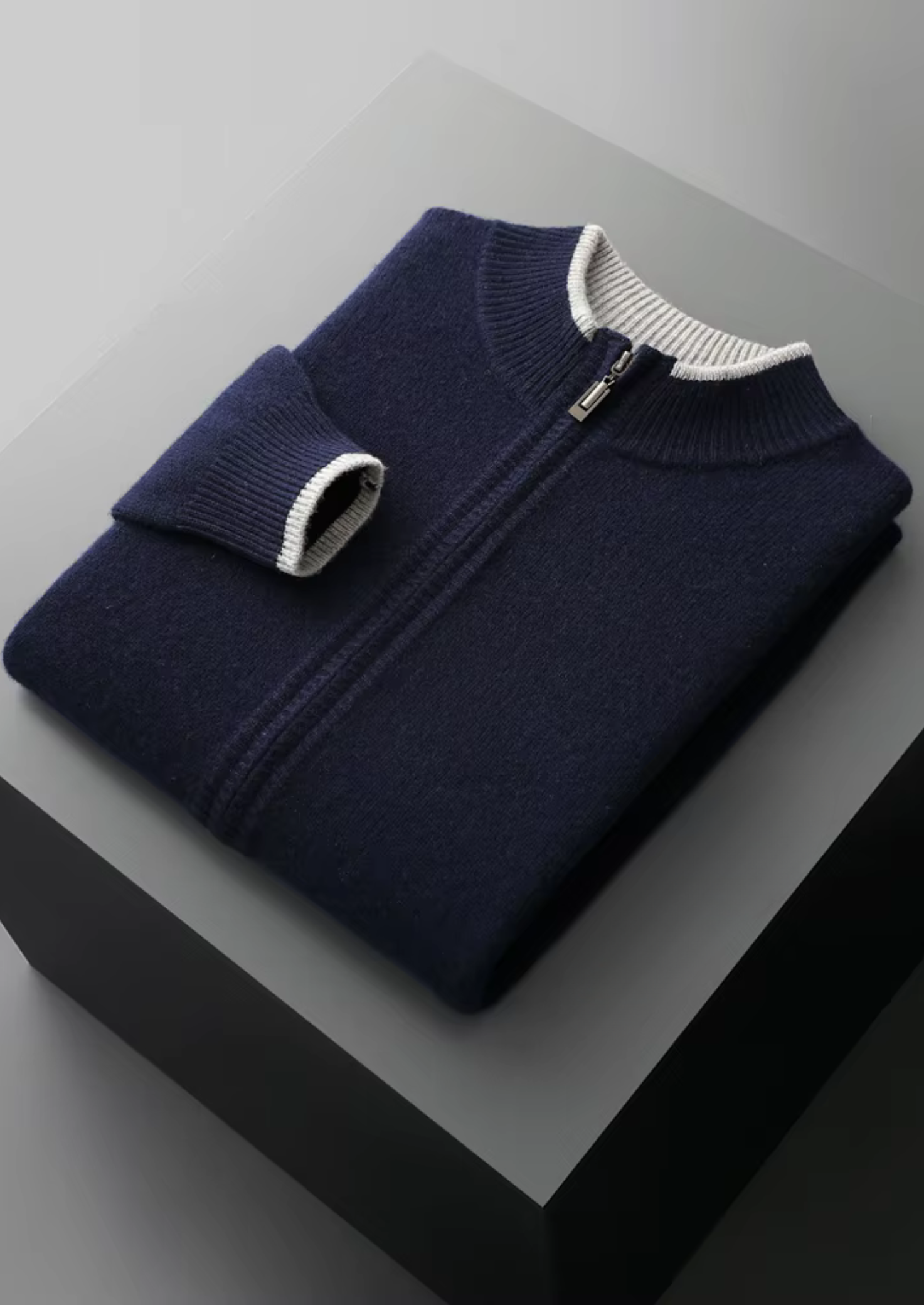 Veroux Mode | Men’s Pure Extra-Fine Merino Wool Two-Tone Zip Cardigan