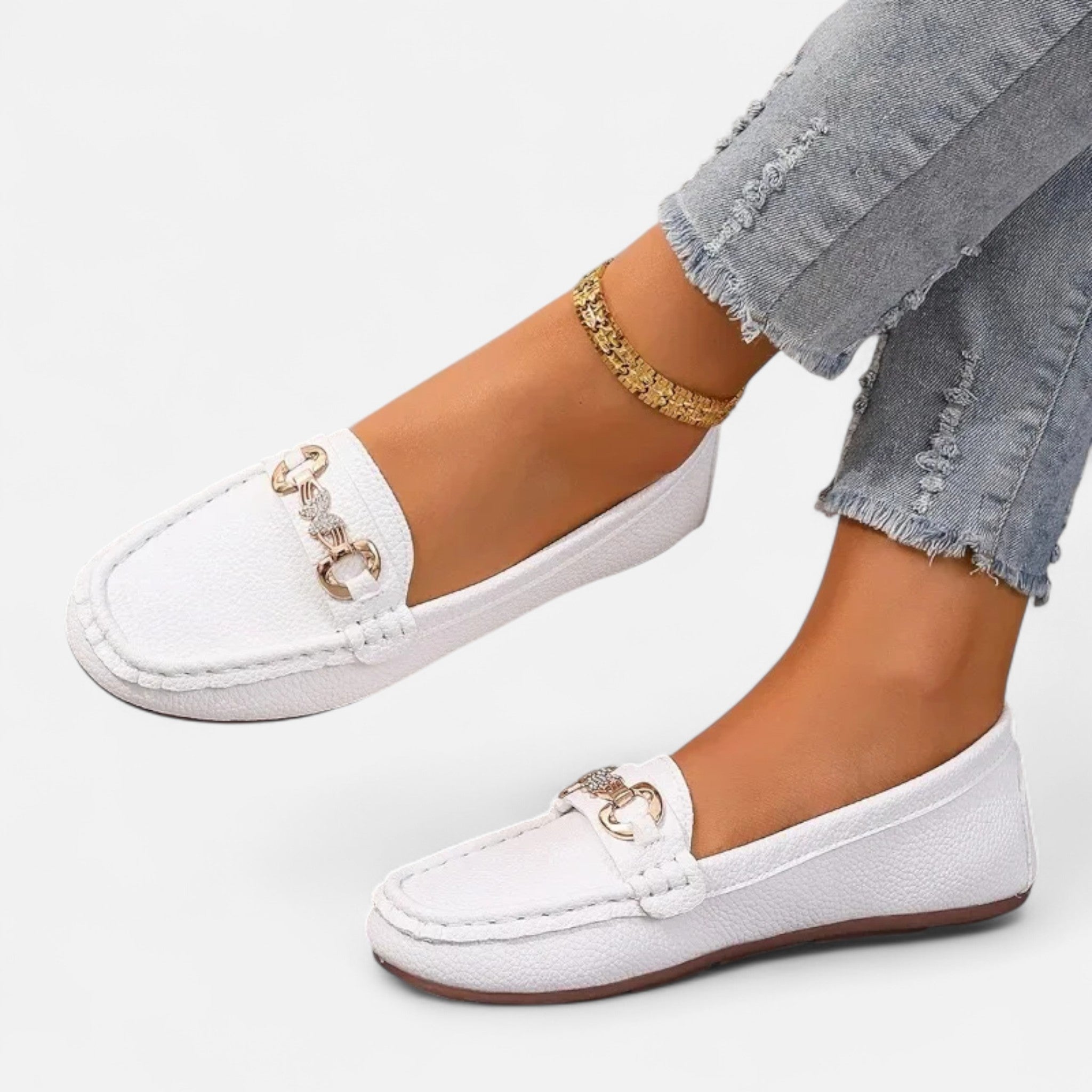 Veroux Mode | Women’s Heritage Round-Toe Loafers