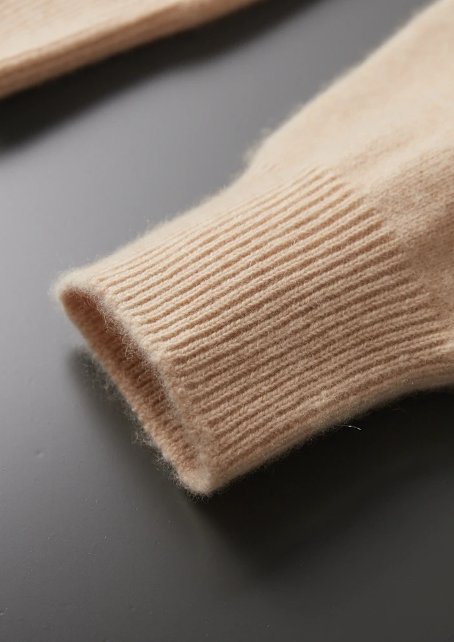 Veroux Mode | Men’s Pure Extra-Fine Merino Wool Classic Crewneck