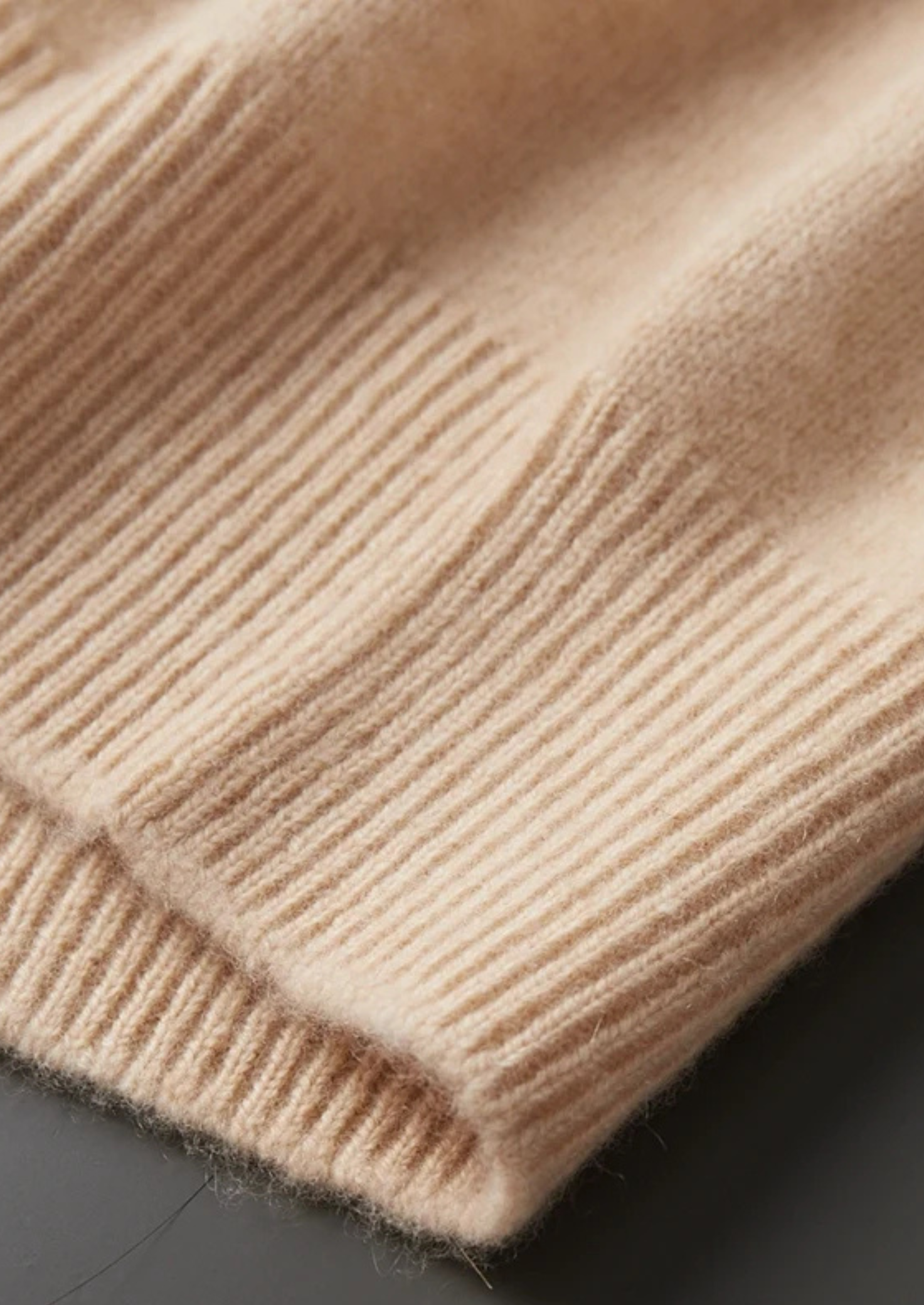 Veroux Mode | Men’s Pure Extra-Fine Merino Wool Classic Crewneck