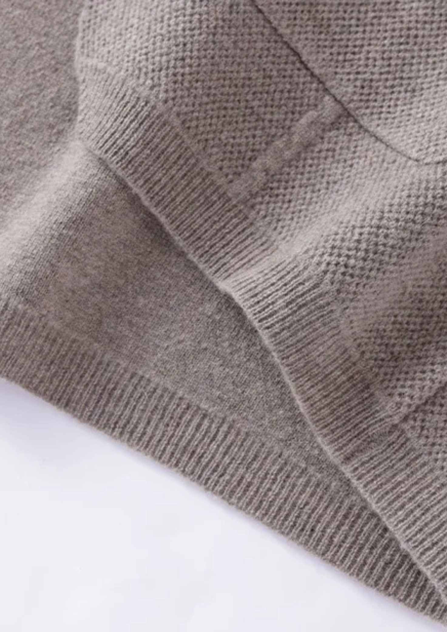 Veroux Mode | Men’s Pure Extra-Fine Merino Wool Button Overshirt
