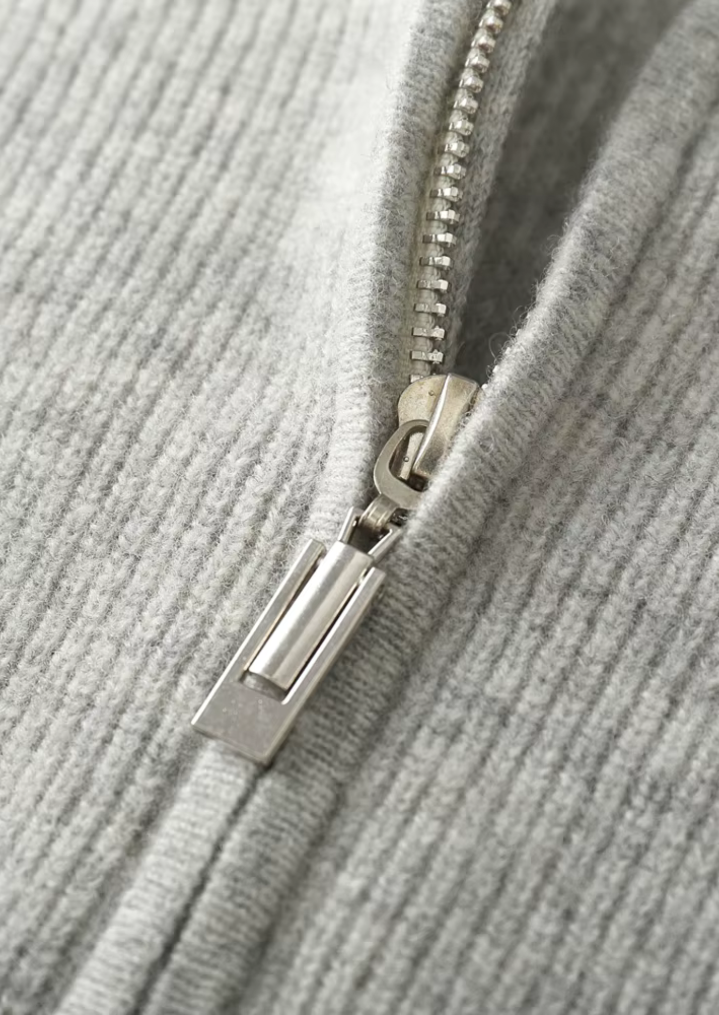 Veroux Mode | Men’s Pure Extra-Fine Merino Wool Ribbed Zip Hoodie