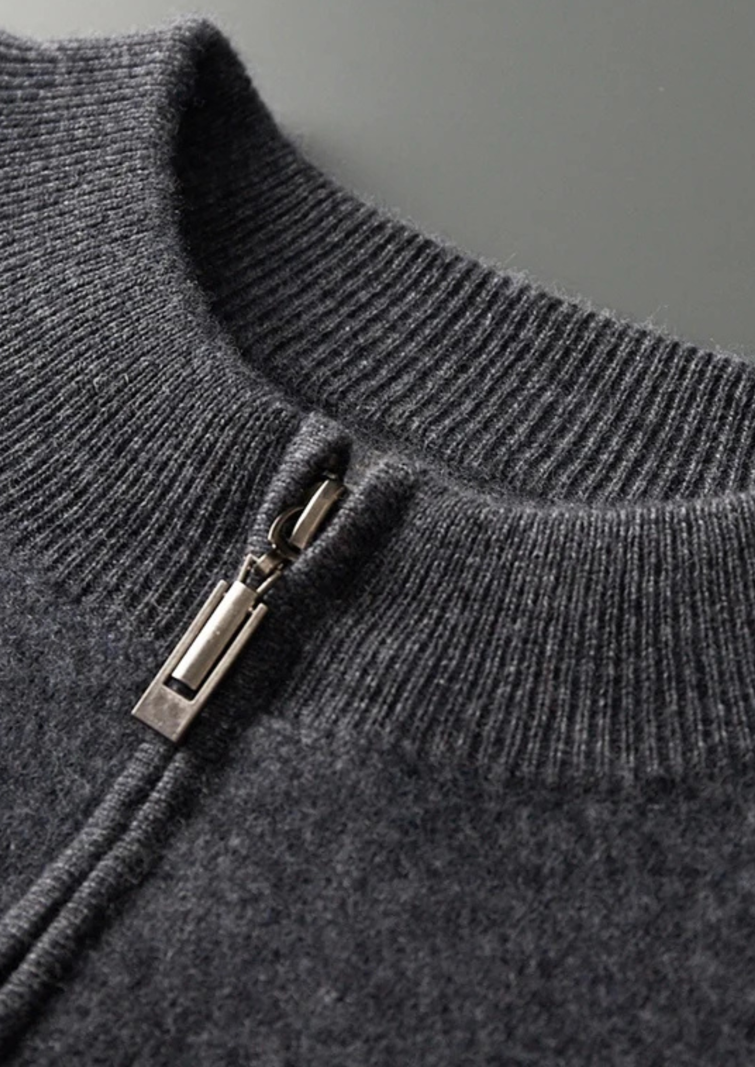 Veroux Mode | Men’s Pure Extra-Fine Merino Wool Striped Cardigan