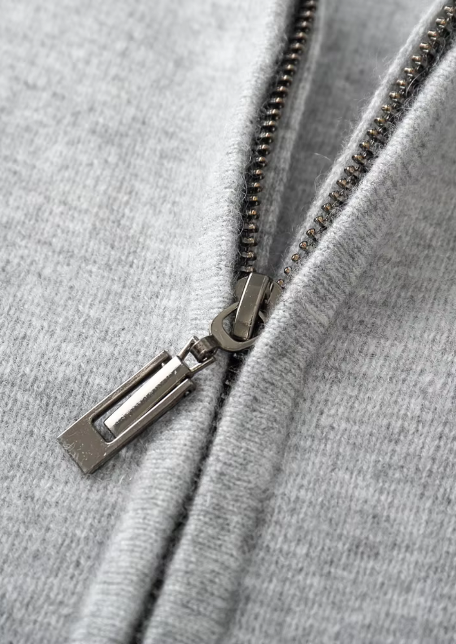 Veroux Mode | Men’s Pure Extra-Fine Merino Wool Zipper Hoodie