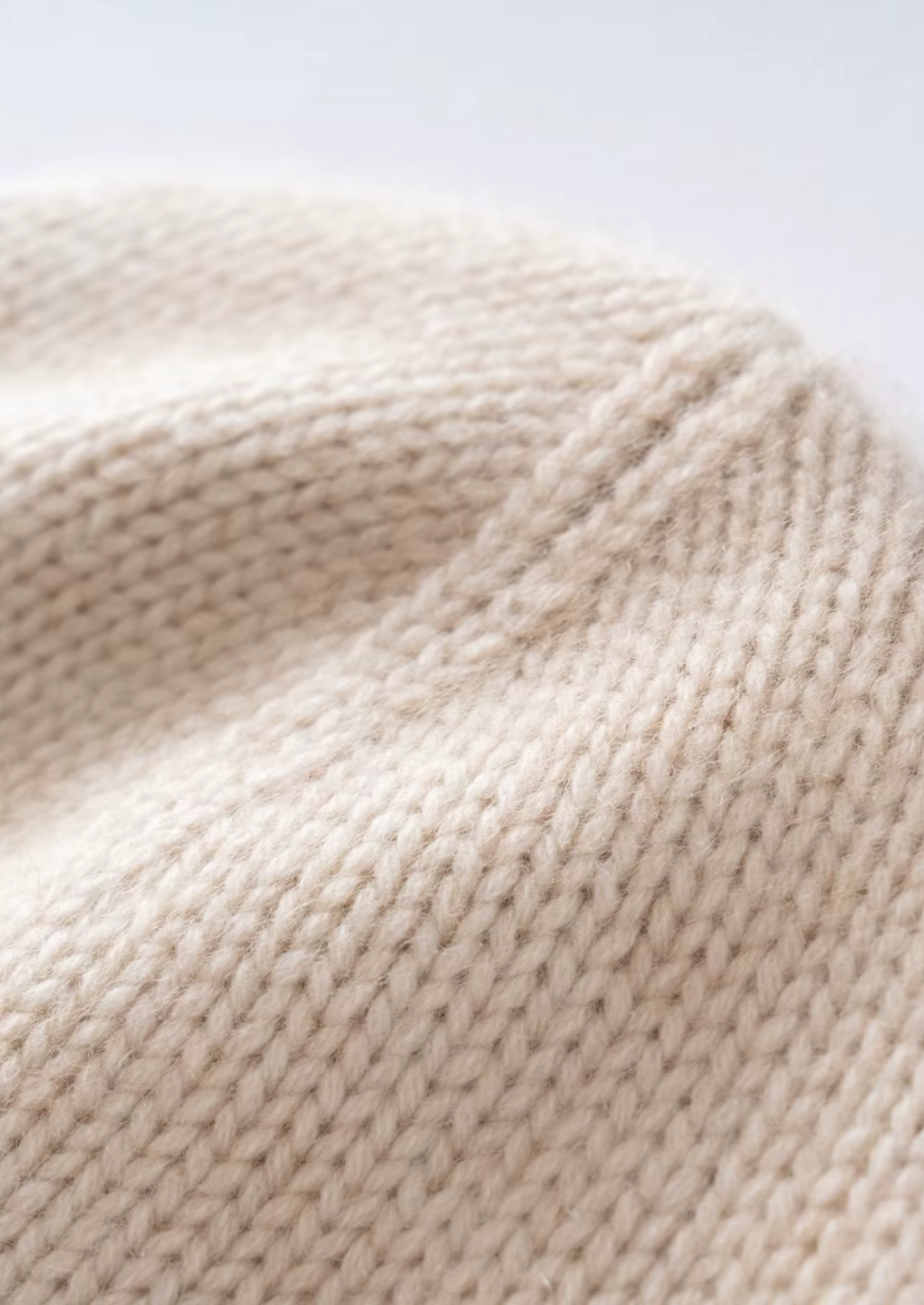 Veroux Mode | Men’s Sand Cashmere Wintertime Beanie