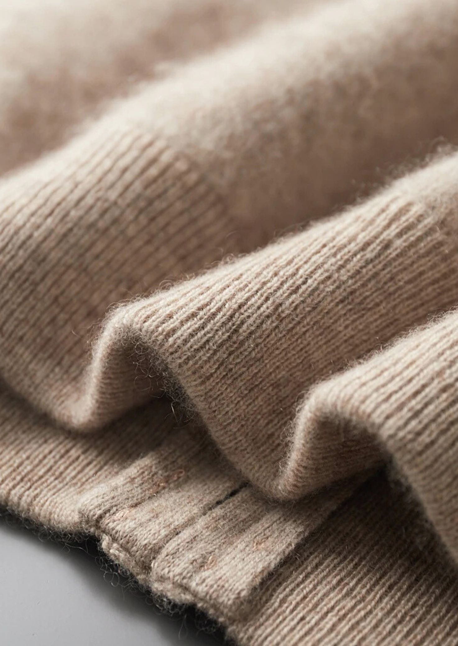 Veroux Mode | Men’s Premium Cashmere Two-Tone Zip Cardigan