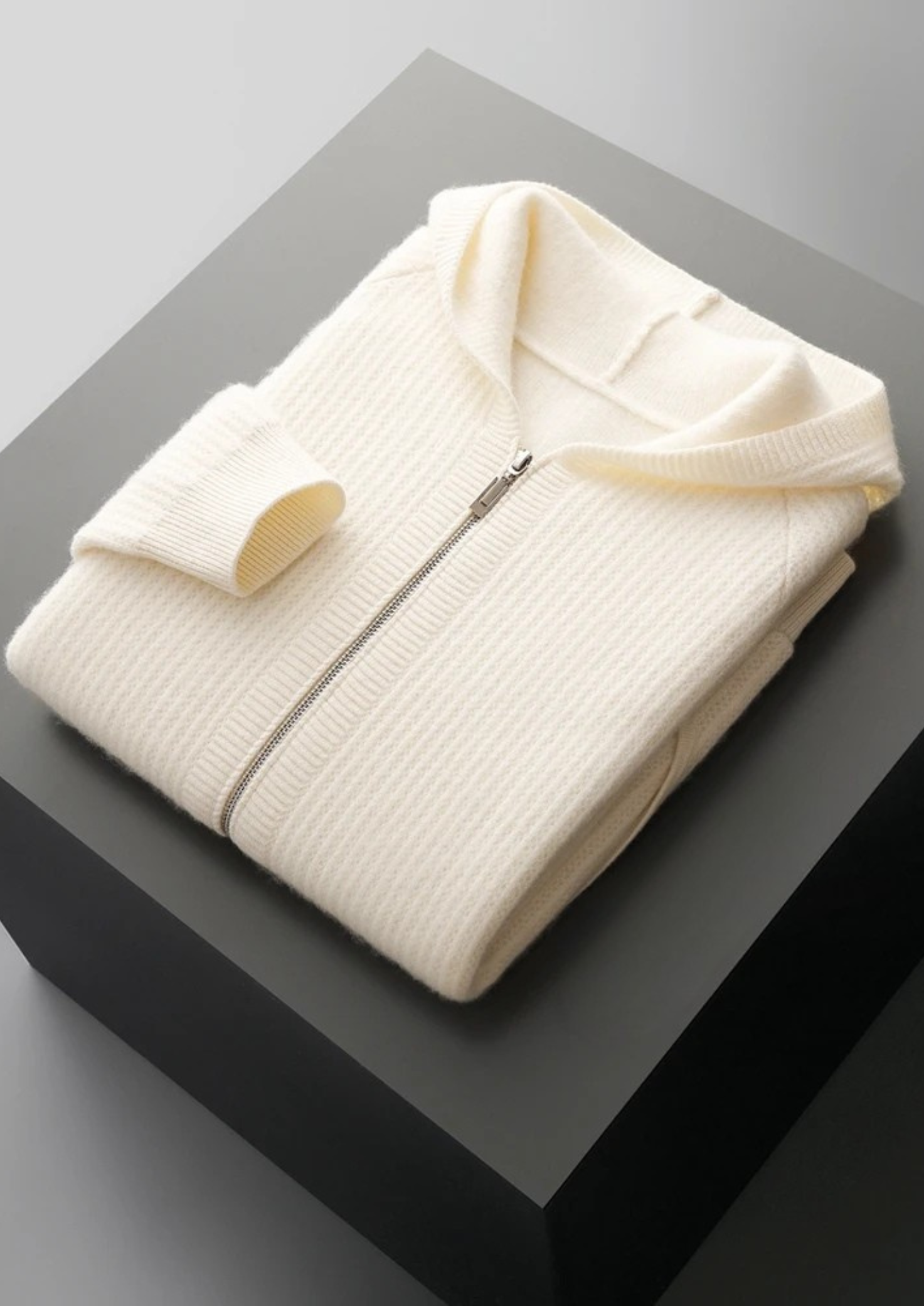 Veroux Mode | Men’s Pure Extra-Fine Merino Wool Ribbed Zipper Hoodie
