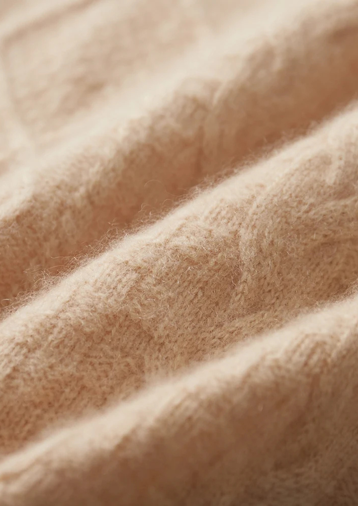 Veroux Mode | Men’s Pure Extra-Fine Merino Wool Jacquard Mockneck