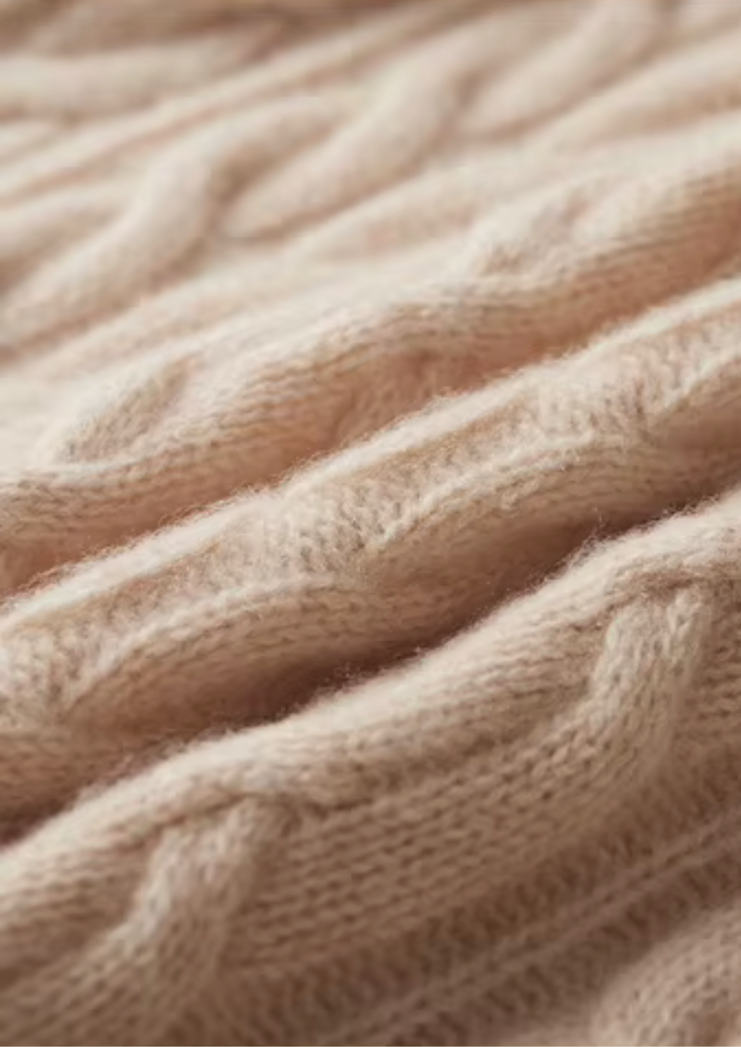 Veroux Mode | Men’s Pure Extra-Fine Merino Wool Cable Knit Crewneck