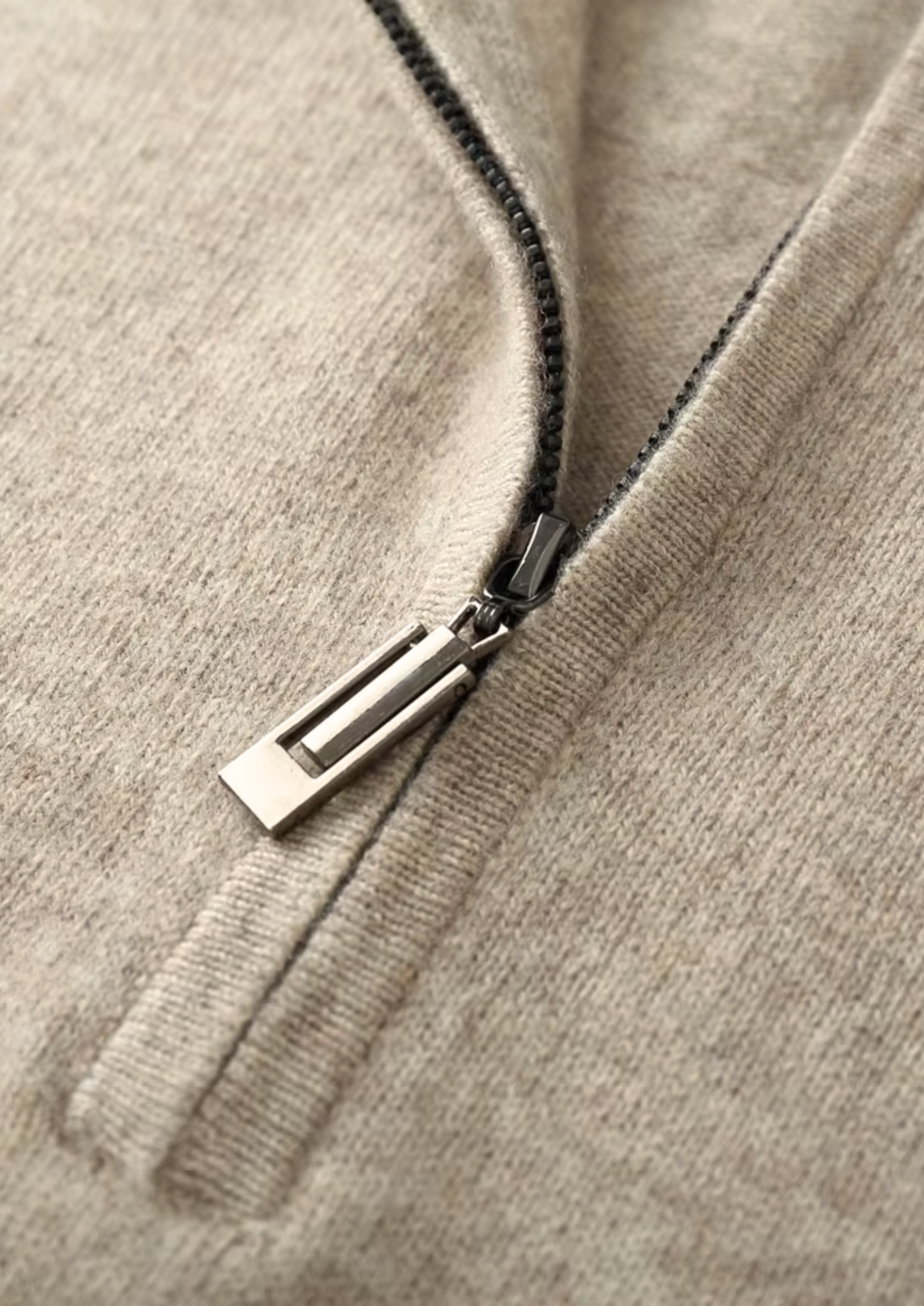 Veroux Mode | Men’s Pure Extra-Fine Merino Wool Half Zip Sweater