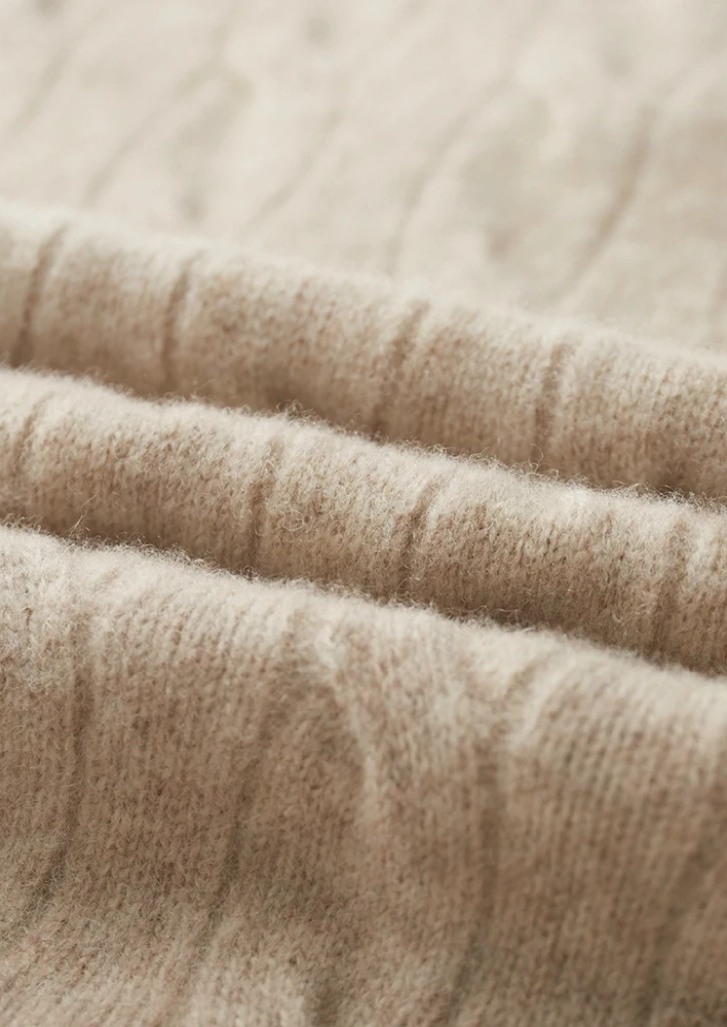 Veroux Mode | Men’s Pure Extra-Fine Merino Wool Cable Half Zip
