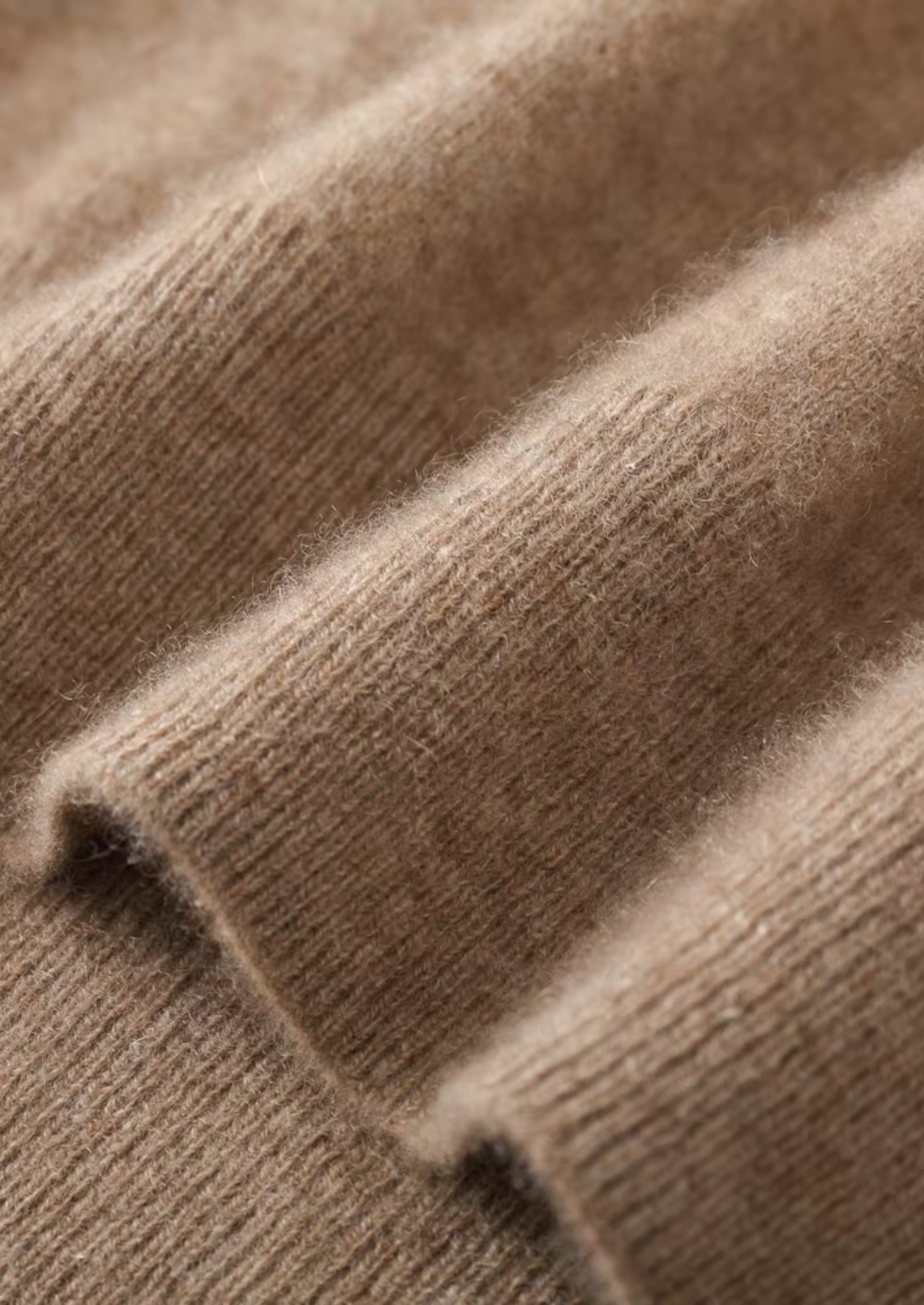 Veroux Mode | Men’s Pure Extra-Fine Merino Wool V-Neck Vest