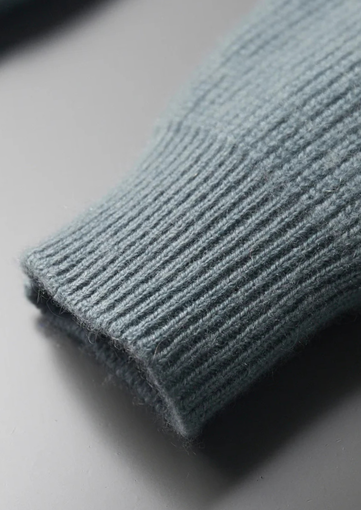 Veroux Mode | Men’s Premium Cashmere Ribbed Cardigan