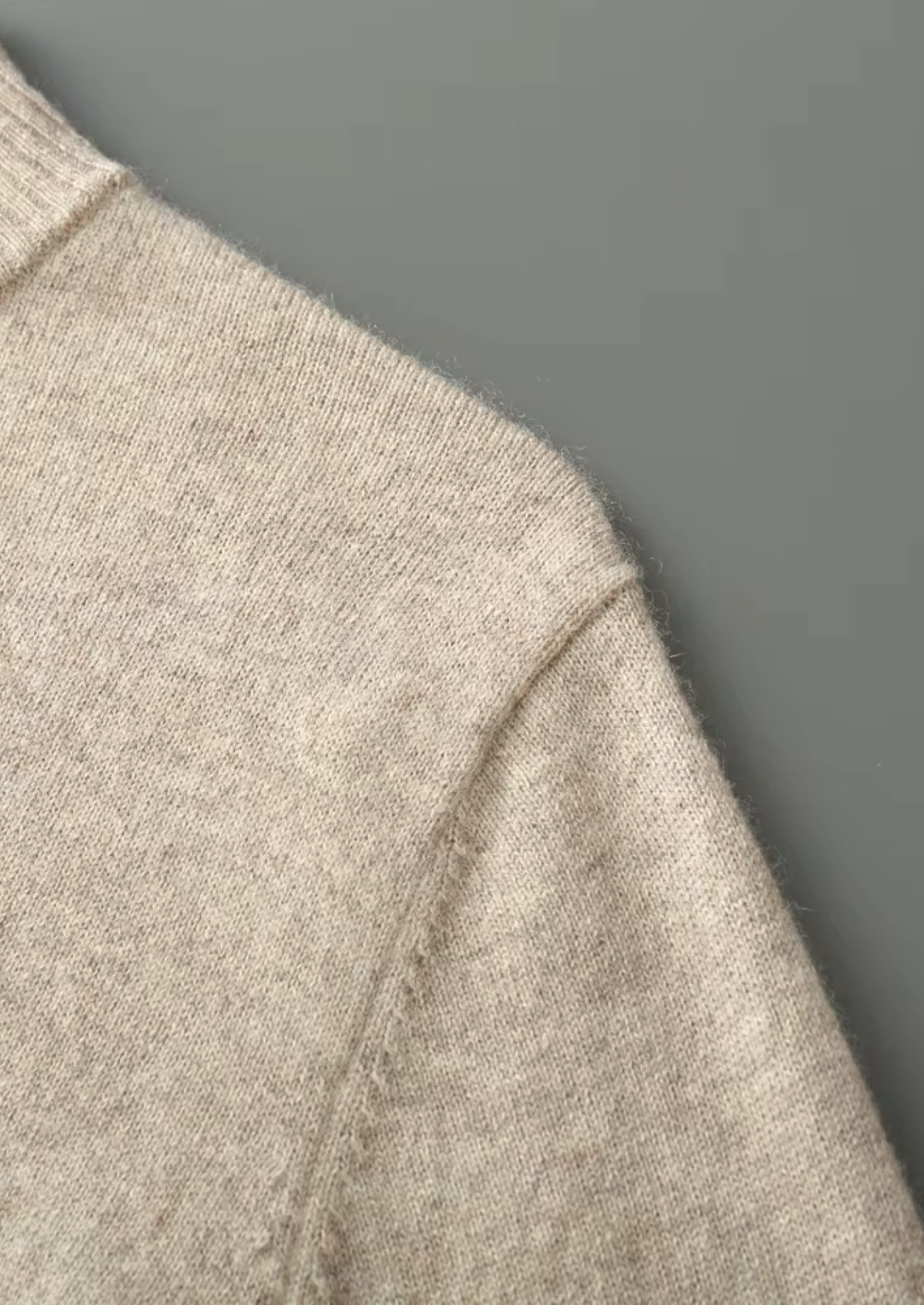Veroux Mode | Men’s Pure Extra-Fine Merino Wool Half Zip Sweater