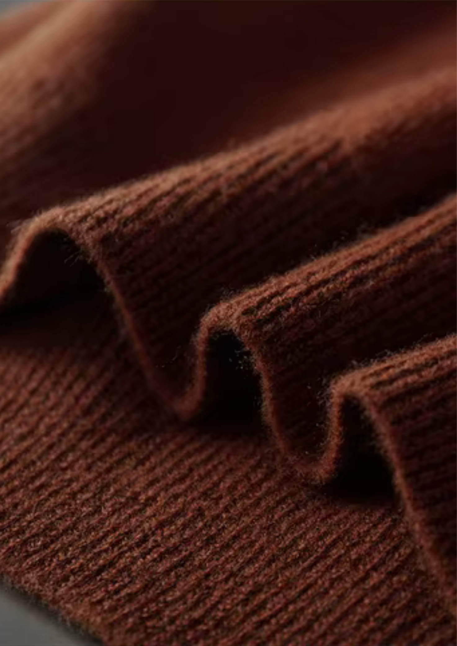 Veroux Mode | Men’s Pure Extra-Fine Merino Wool Ribbed Buttonless Polo