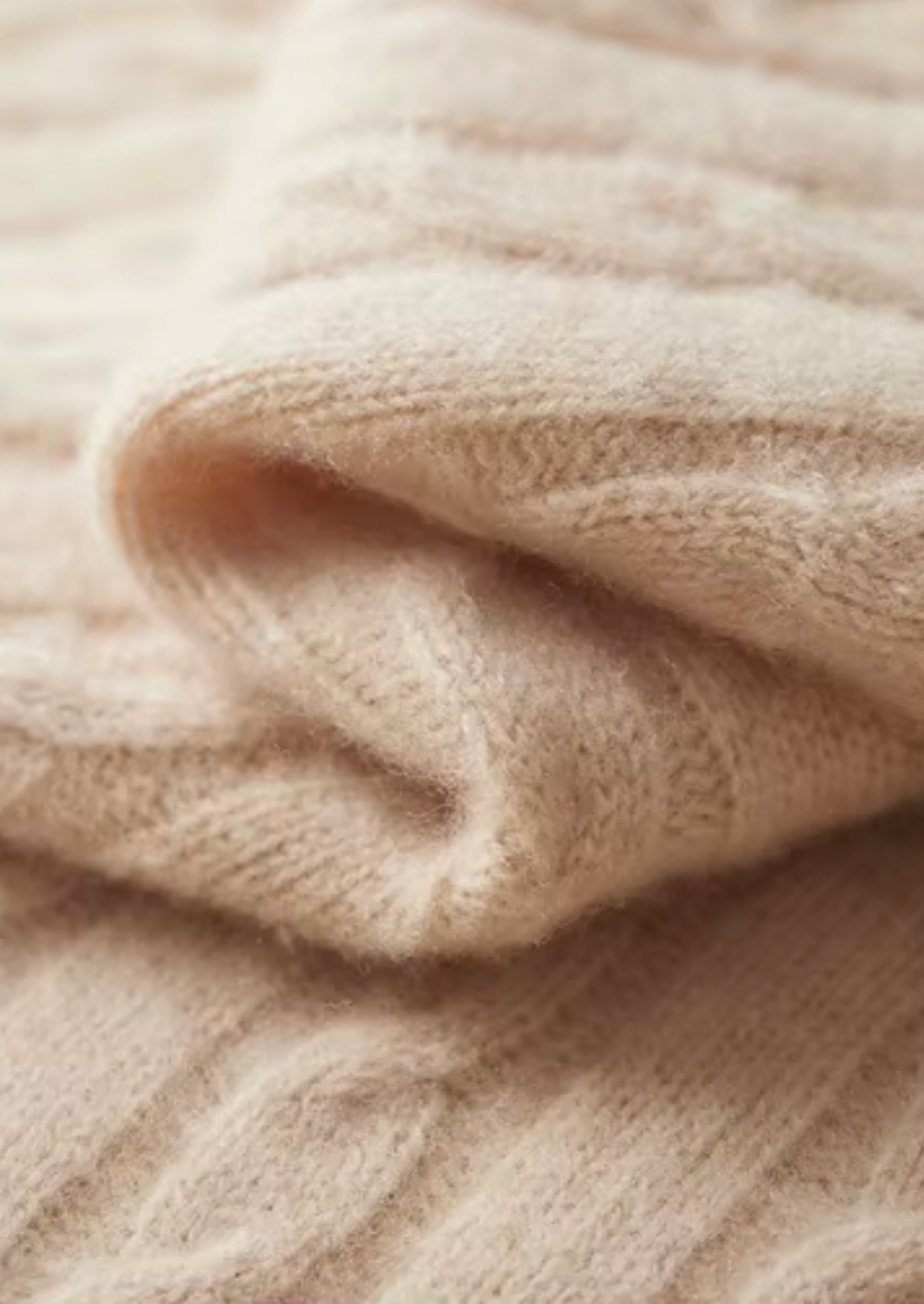 Veroux Mode | Men’s Pure Extra-Fine Merino Wool Cable Knit Henley Sweater