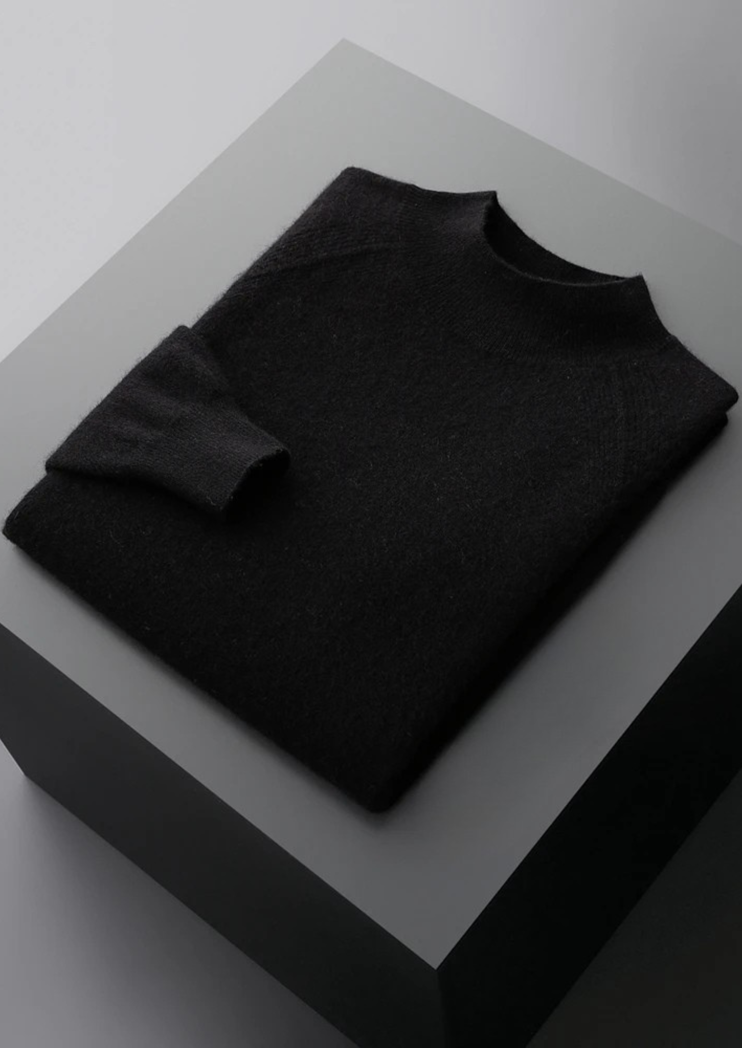 Veroux Mode | Men’s Pure Extra-Fine Merino Wool Raglan Mockneck