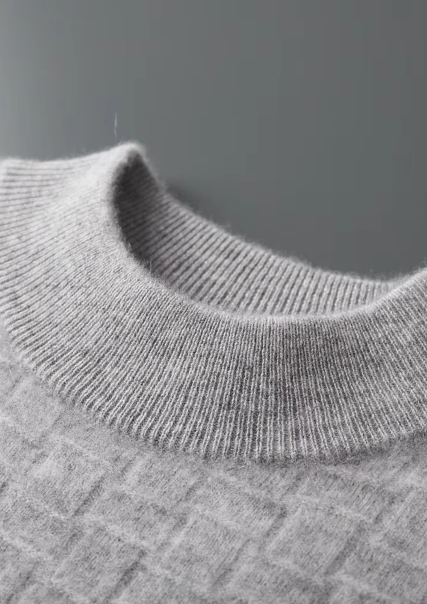 Veroux Mode | Men’s Pure Extra-Fine Merino Wool Textured Mockneck