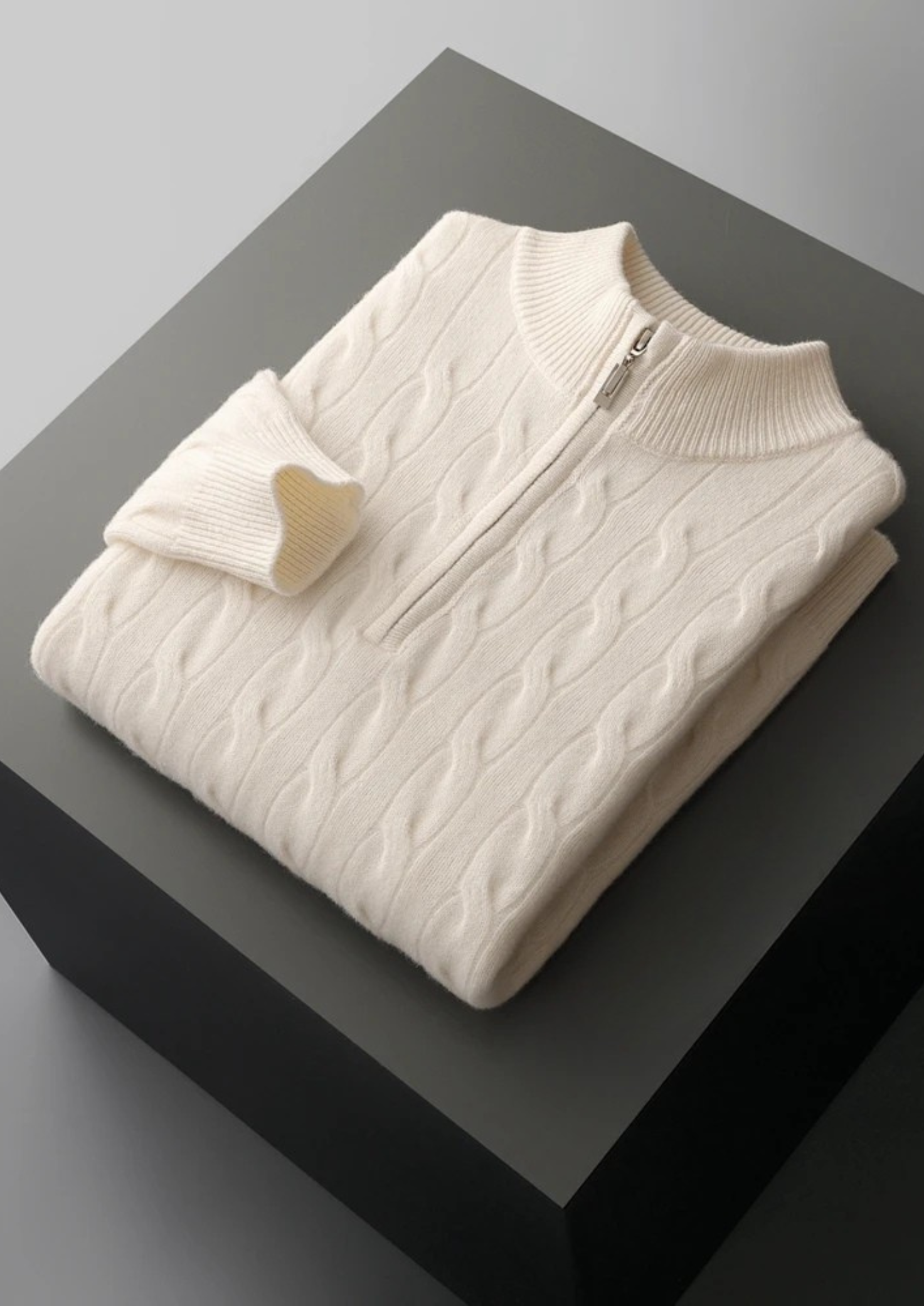 Veroux Mode | Men’s Pure Extra-Fine Merino Wool Cable Half Zip