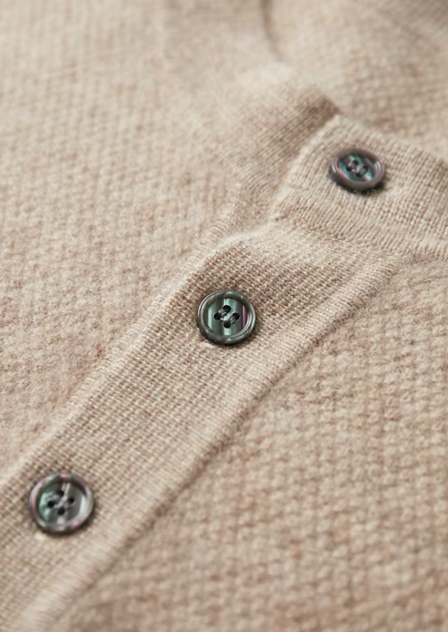 Veroux Mode | Men’s Premium Cashmere Classic Henley Sweater