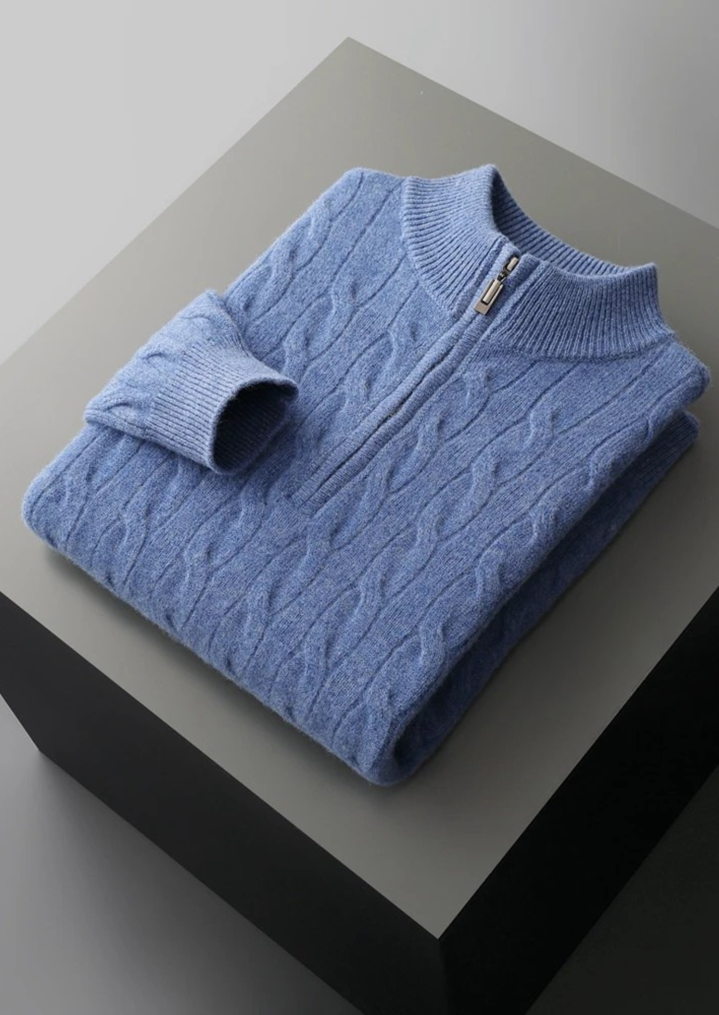 Veroux Mode | Men’s Pure Extra-Fine Merino Wool Cable Half Zip