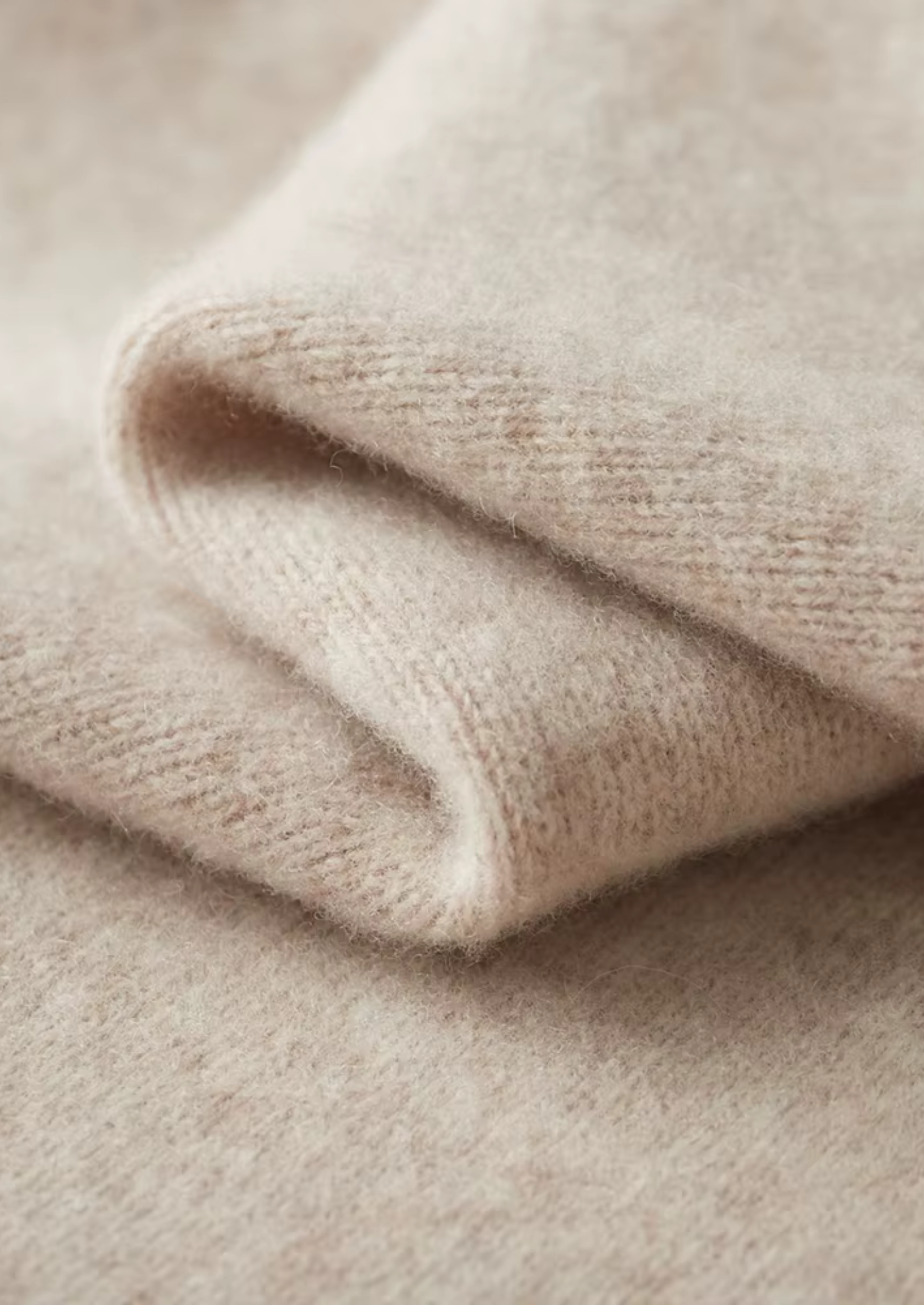 Veroux Mode | Men’s Pure Extra-Fine Merino Wool Button Hoodie