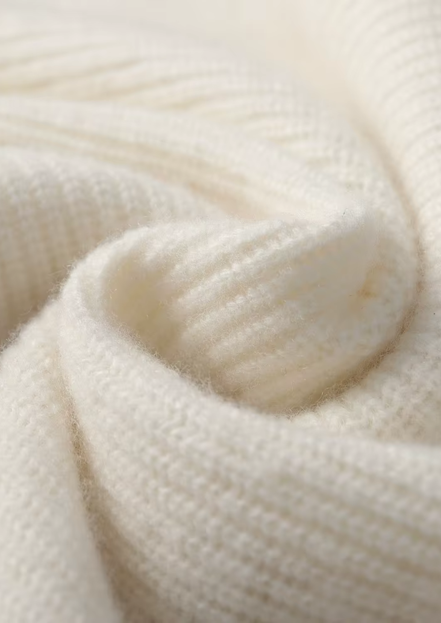 Veroux Mode | Men’s Premium Cashmere Ribbed V-Neck Sweater