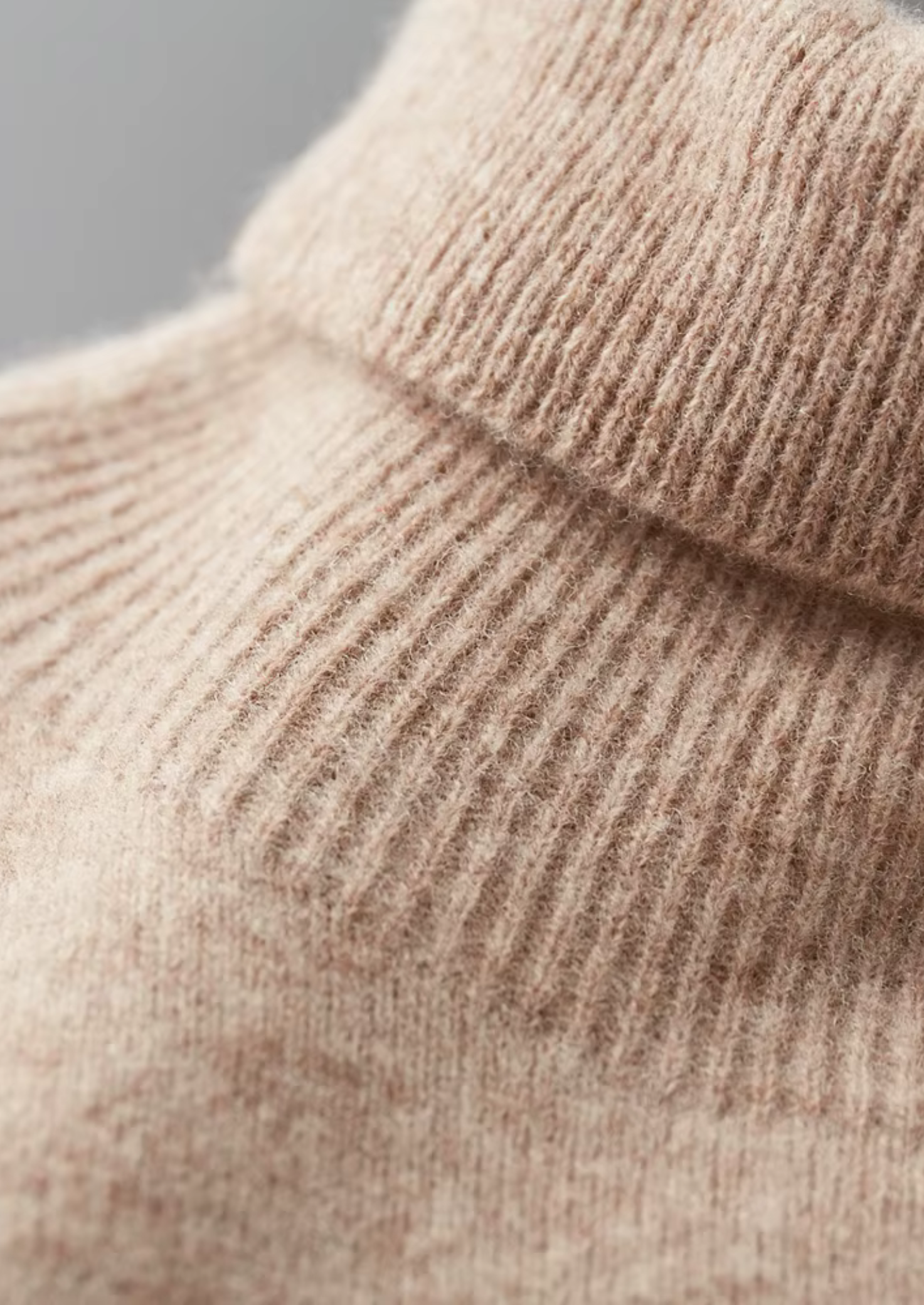 Veroux Mode | Men’s Pure Extra-Fine Merino Wool Classic Rollneck