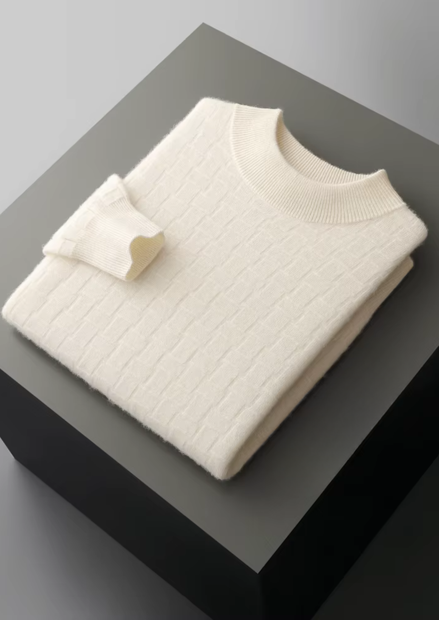 Veroux Mode | Men’s Pure Extra-Fine Merino Wool Textured Mockneck