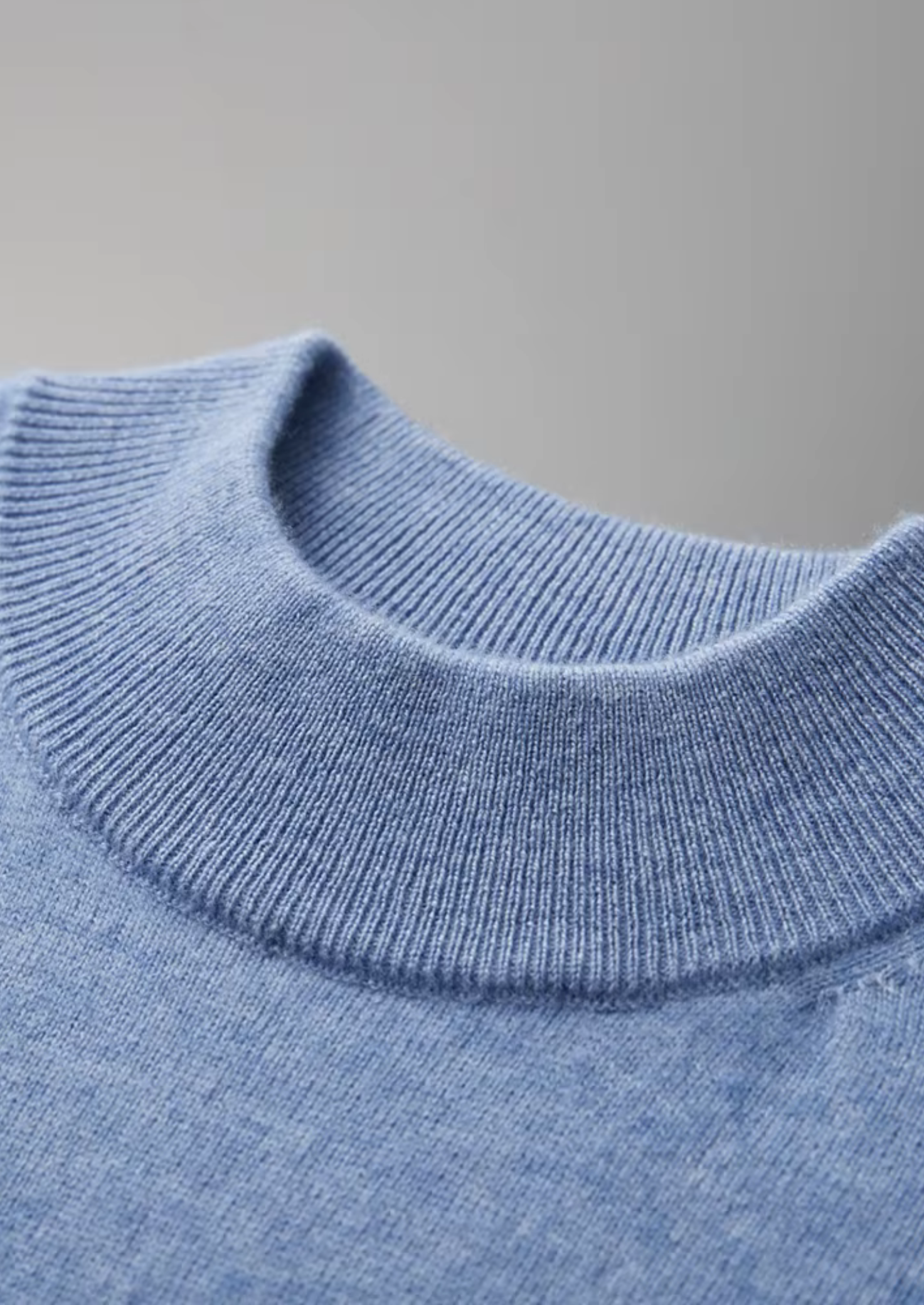 Veroux Mode | Men’s Premium Cashmere Mock Neck T-Shirt