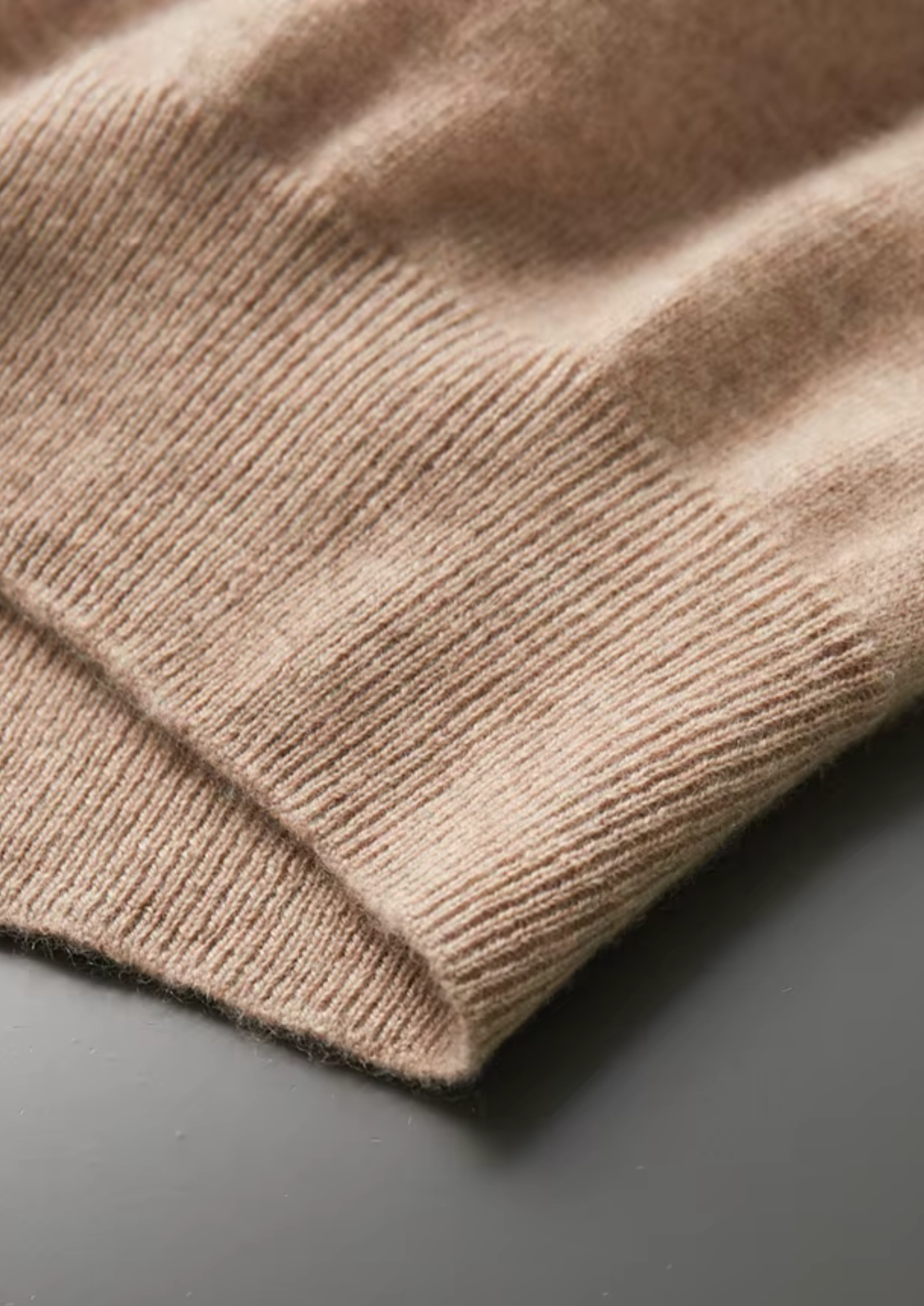 Veroux Mode | Men’s Premium Cashmere Classic Crewneck T-Shirt
