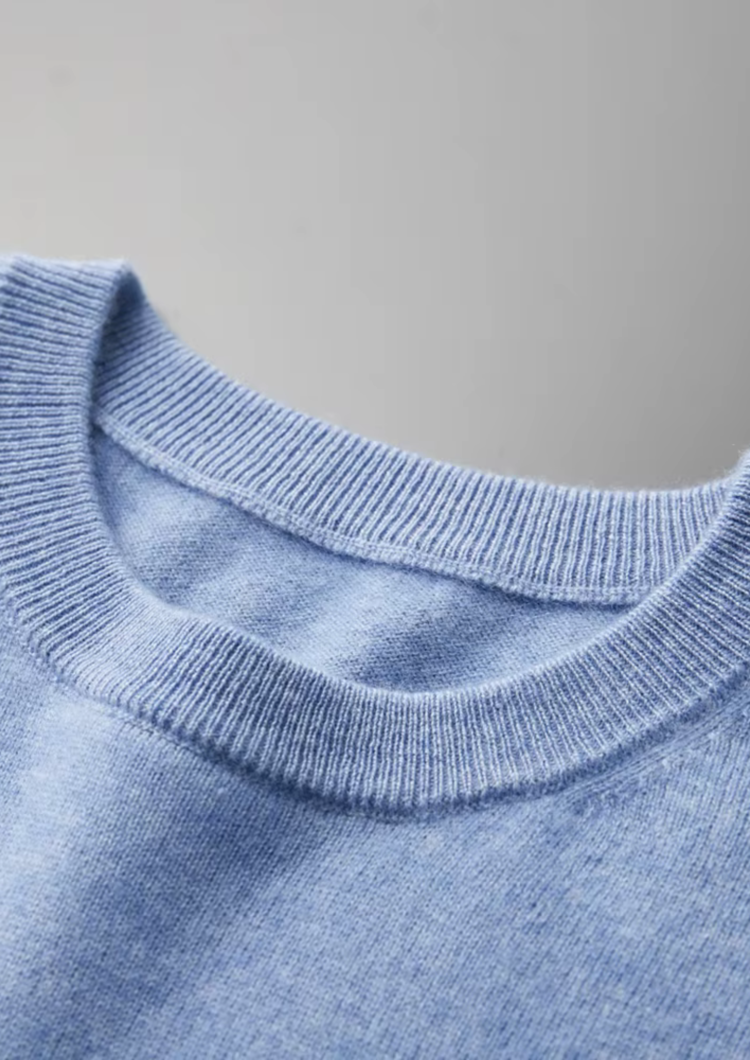 Veroux Mode | Men’s Premium Cashmere Classic Crewneck T-Shirt