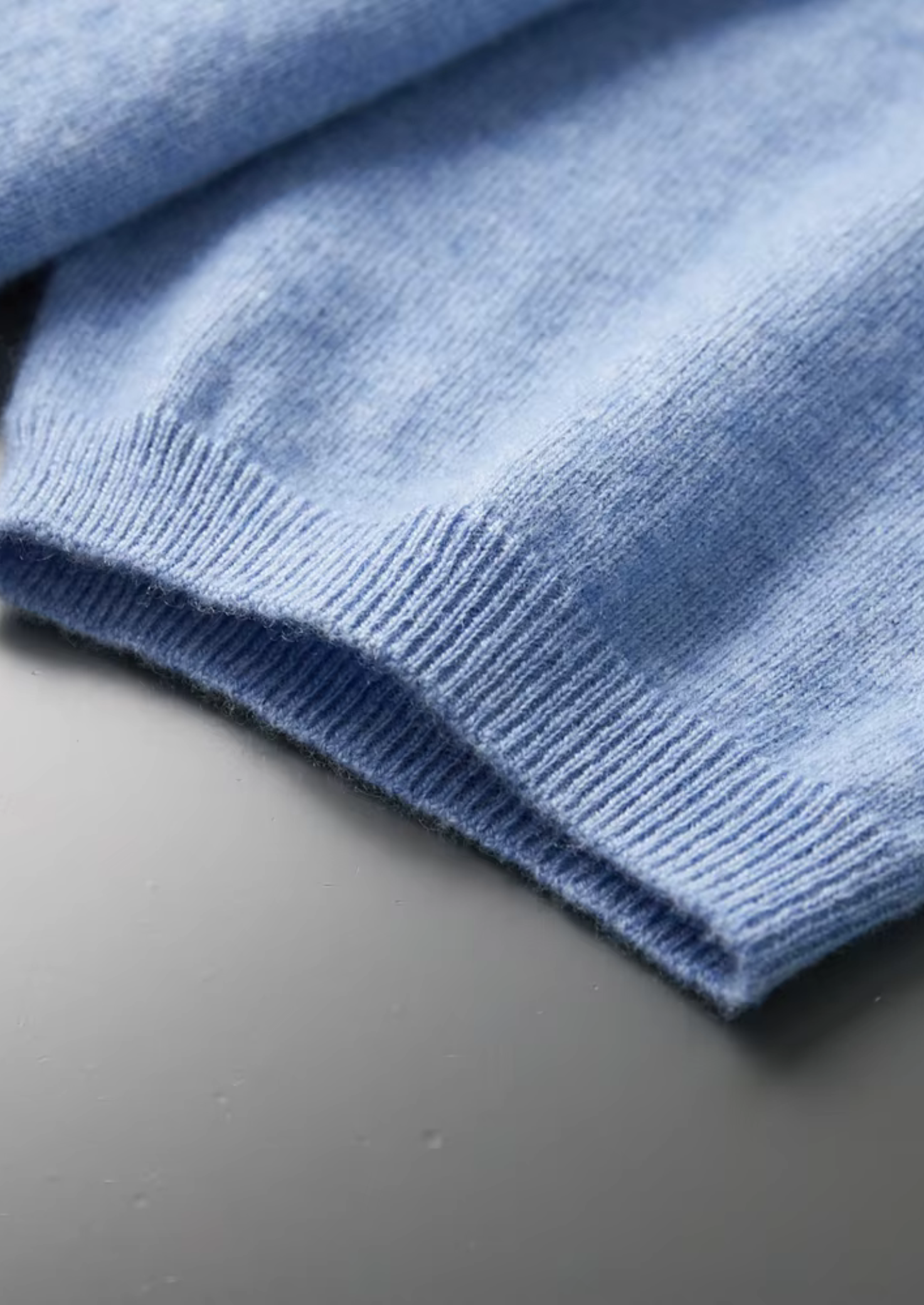Veroux Mode | Men’s Premium Cashmere Classic Crewneck T-Shirt