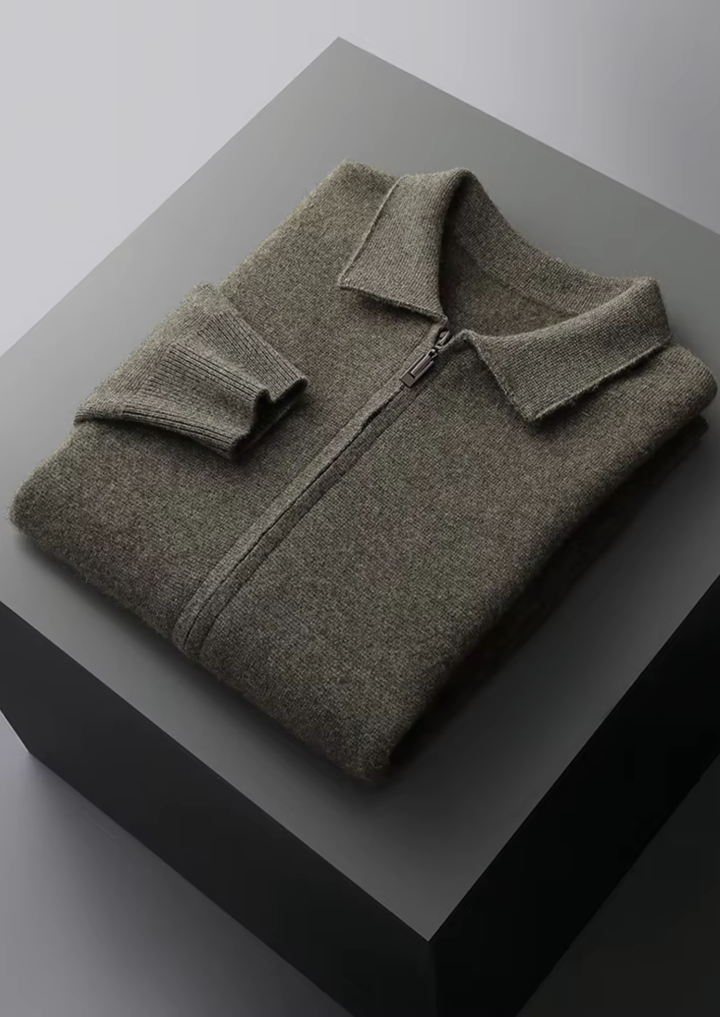 Veroux Mode | Men’s Pure Extra-Fine Merino Wool Zip Polo Cardigan