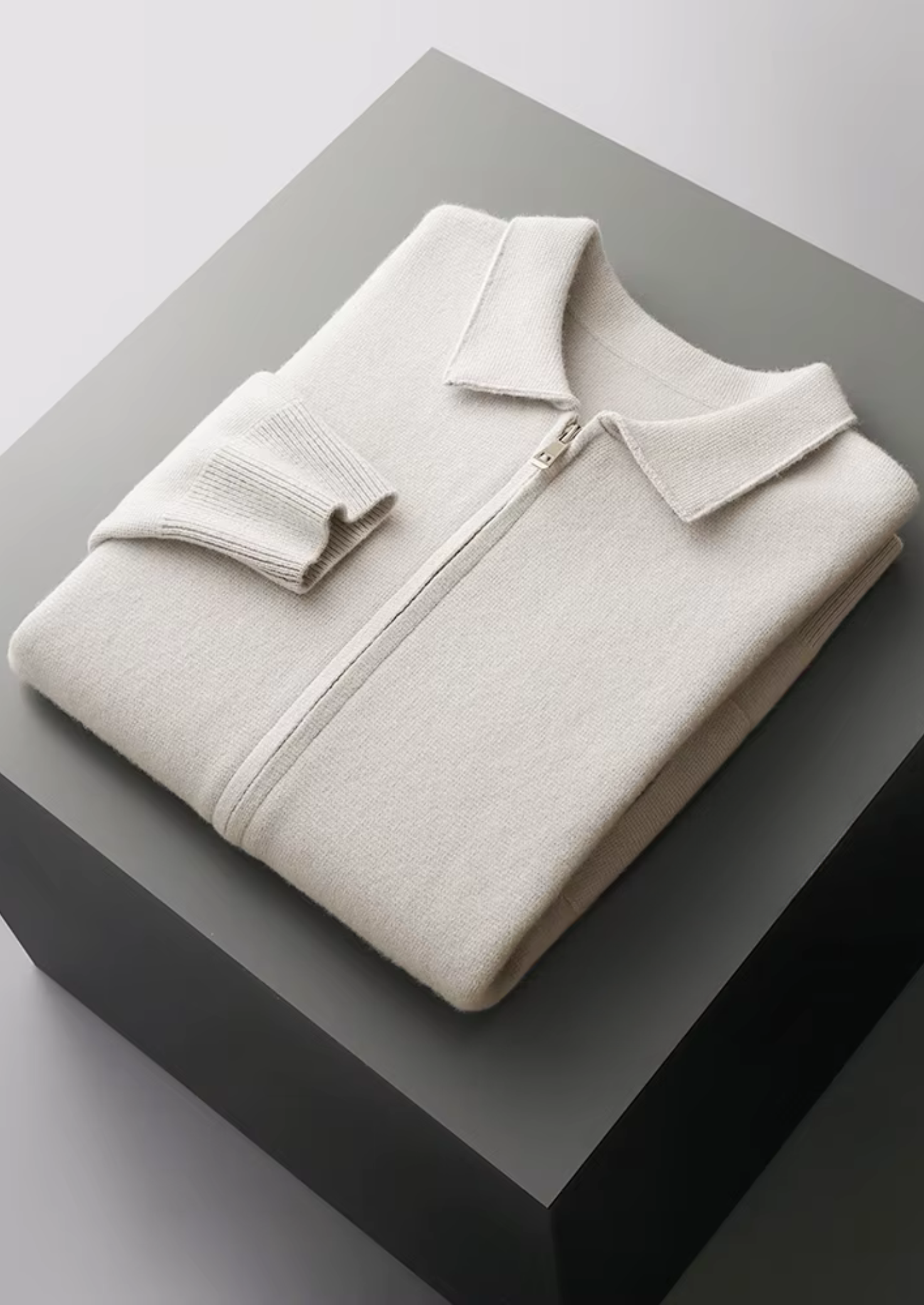 Veroux Mode | Men’s Pure Extra-Fine Merino Wool Zip Polo Cardigan