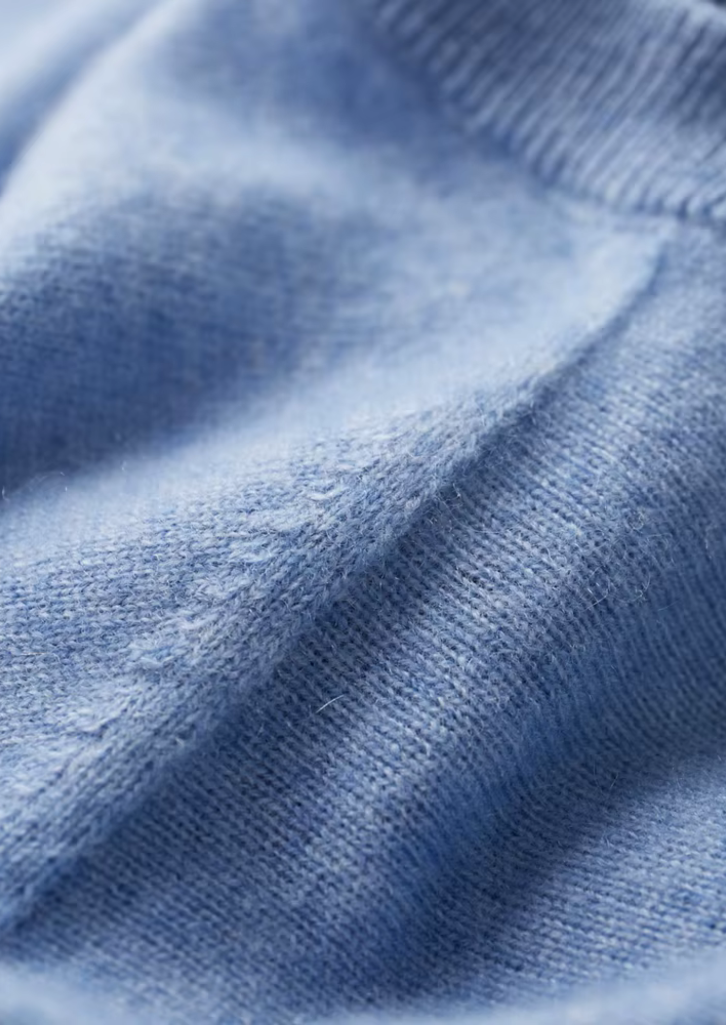 Veroux Mode | Men’s Premium Cashmere Classic Crewneck T-Shirt
