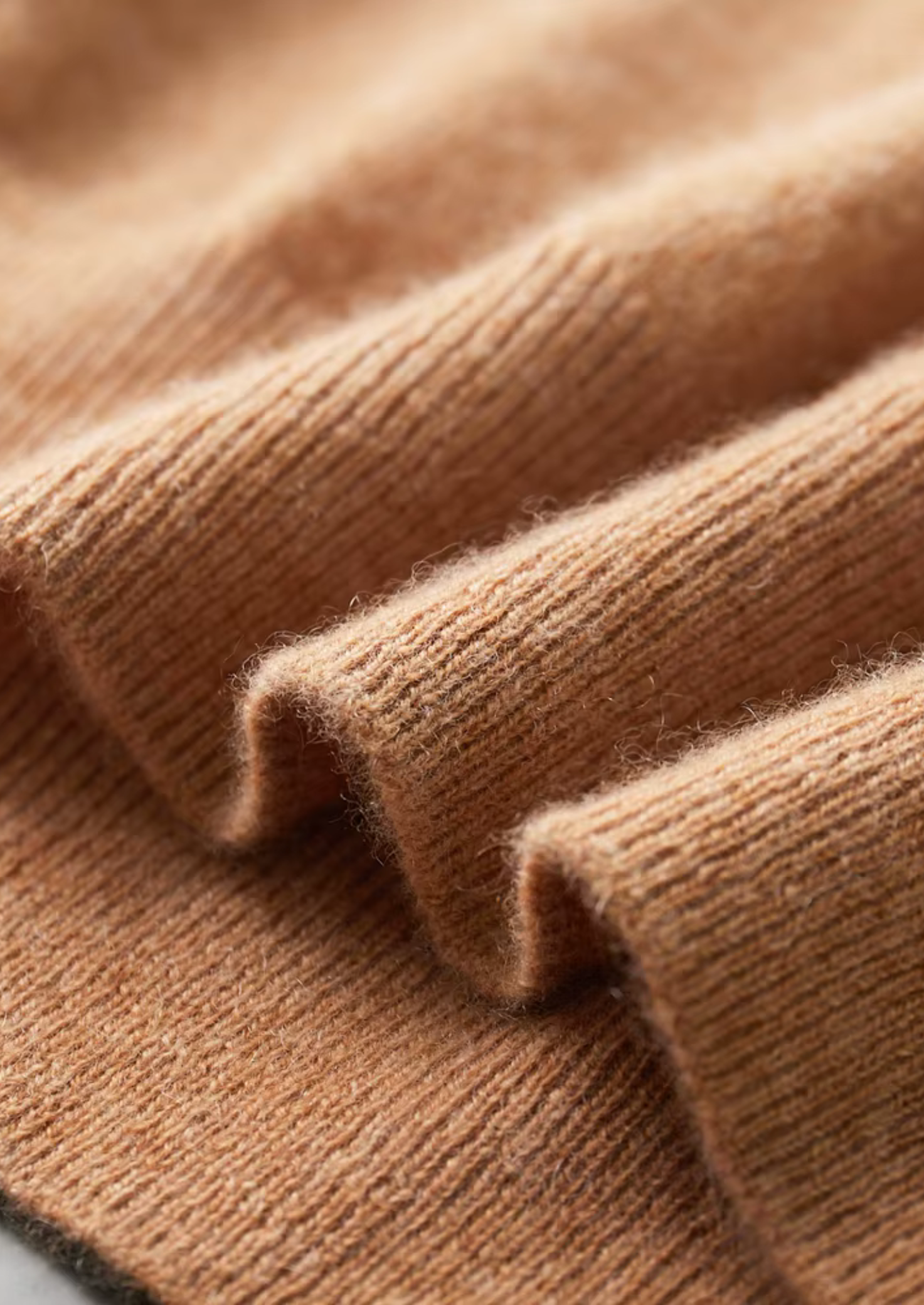 Veroux Mode | Men’s Premium Cashmere Classic Crewneck T-Shirt