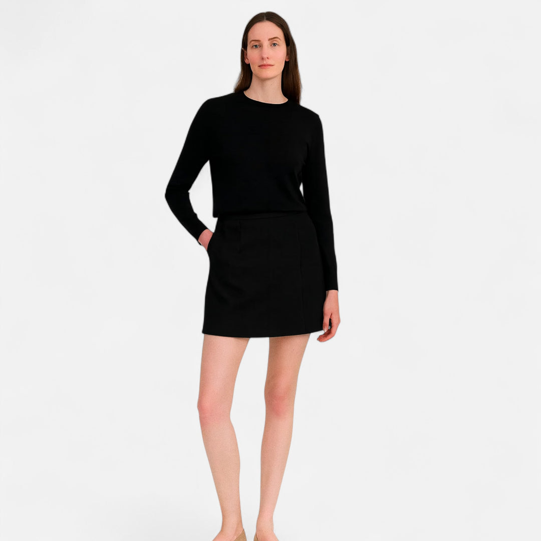 Veroux Mode | Women’s Oxford Straight Mini Skirt – Structured Poise, Timeless Femininity