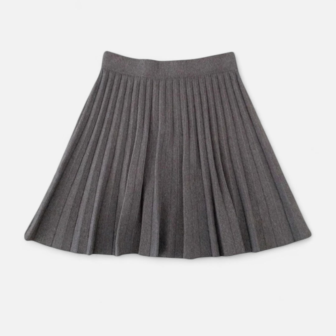 Veroux Mode | Women’s Pleated Wool Mini Skirt – Sculpted Warmth, Timeless Femininity