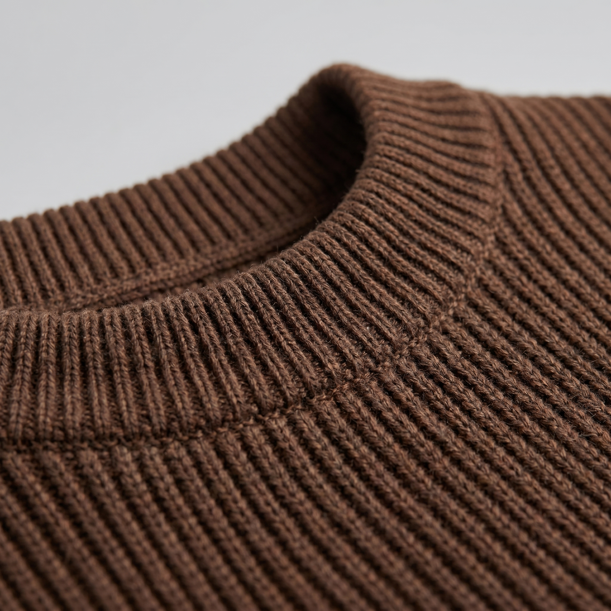 Men's Ribbed Knit Crew Neck